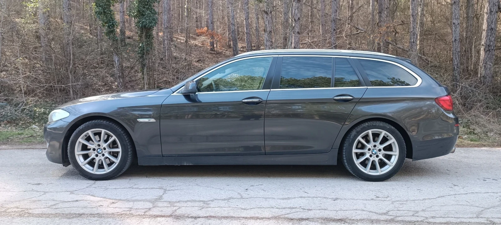 BMW 530 F11 Head-Up, Distronic, Soft Close, печка, теглич - изображение 2