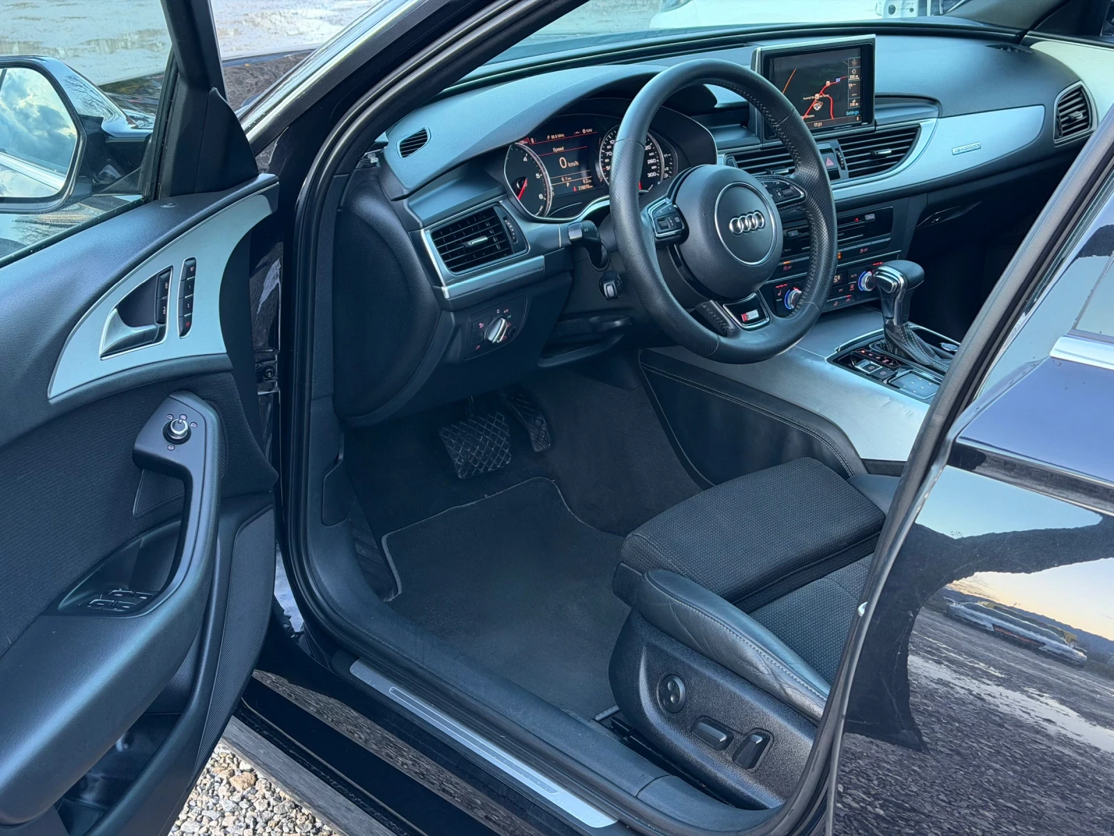 Audi A6 3.0TDi 245к.с * 3xS-Line* * Matrix*  - изображение 10