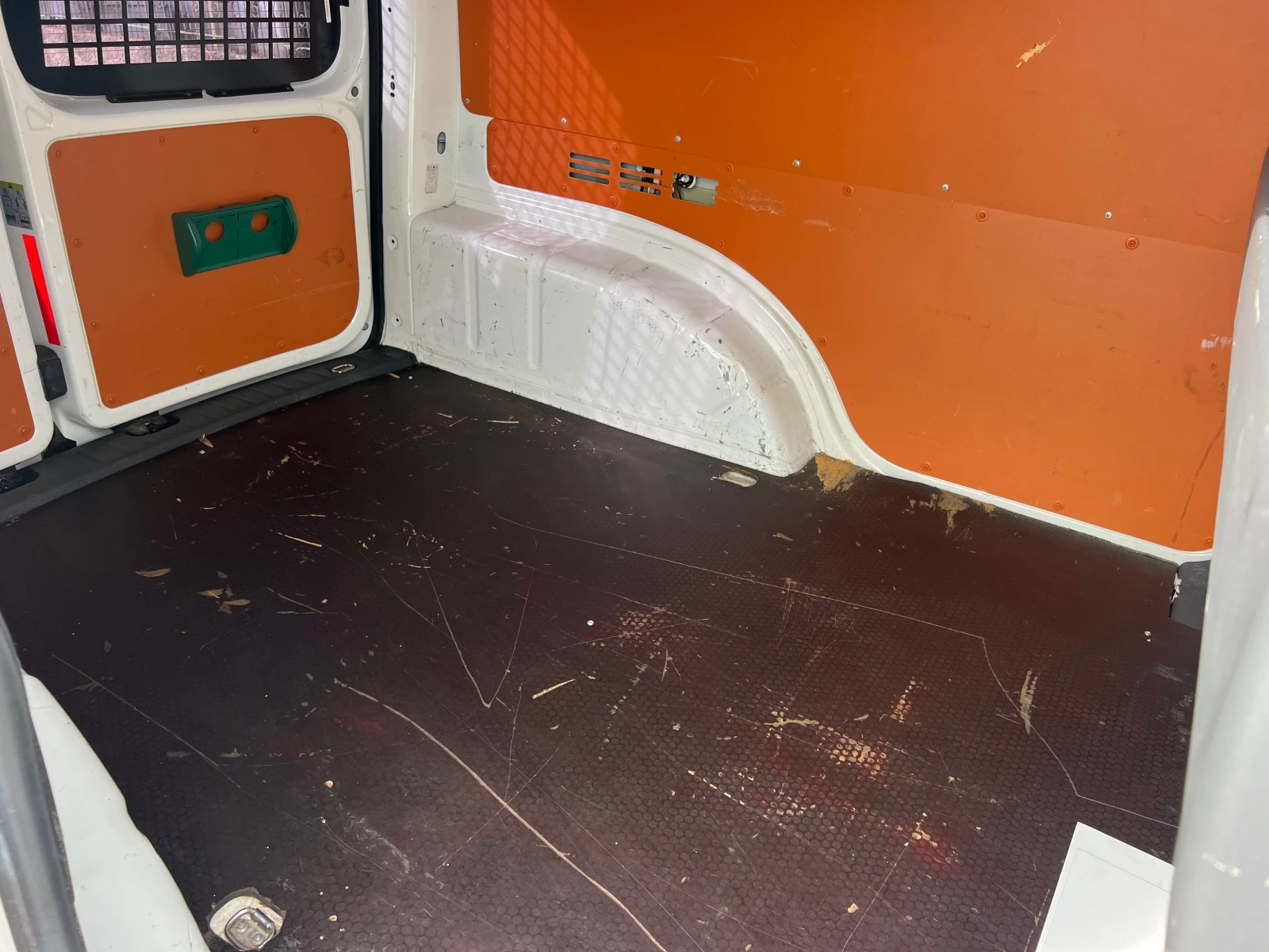 VW Caddy 1.6TDI NAVI/KOJA/KLIMATRONIK/UNIKAT | Mobile.bg � ����������� 15