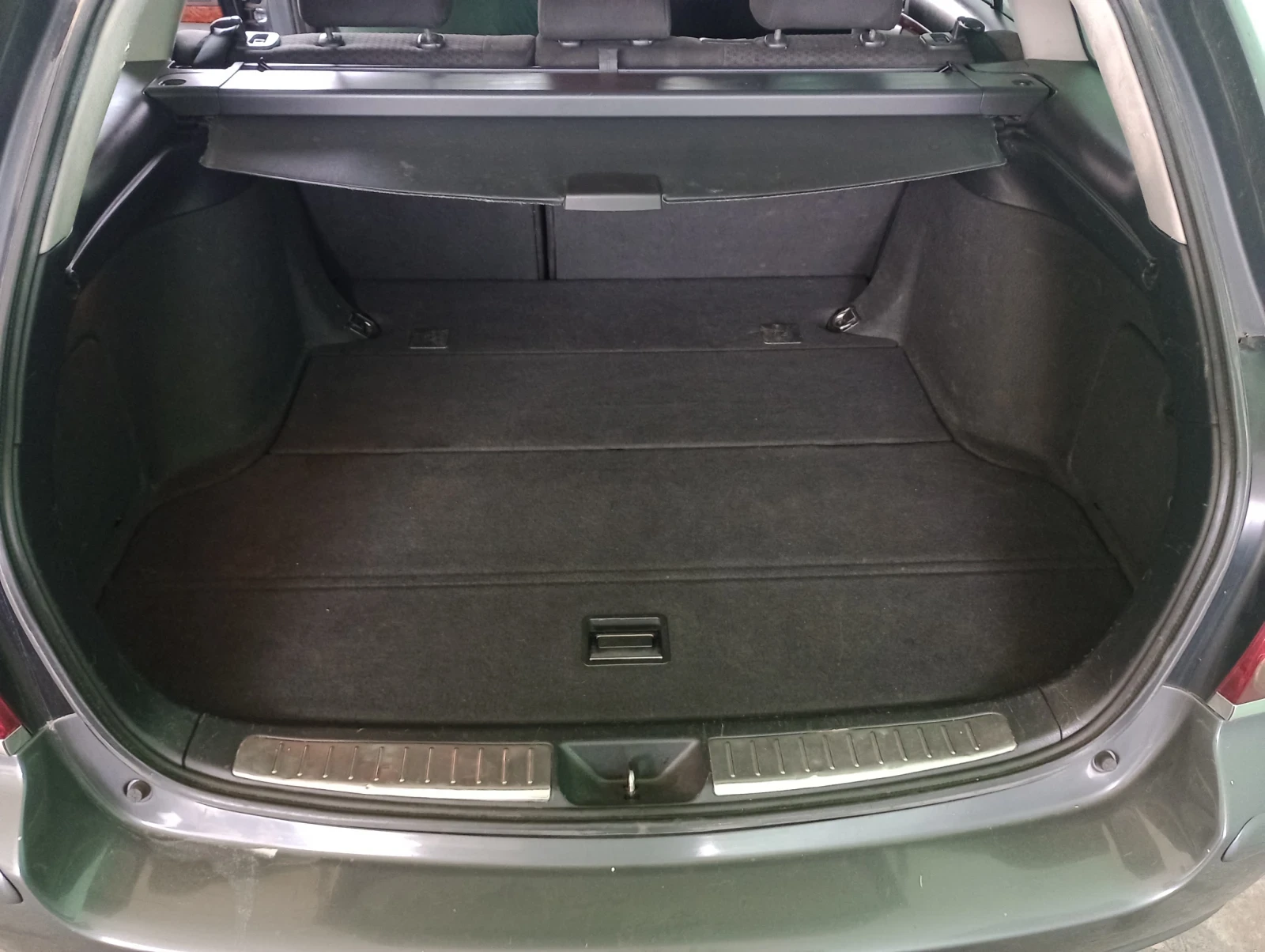 Toyota Avensis D4D, снимка 16 - Автомобили и джипове - 53825870