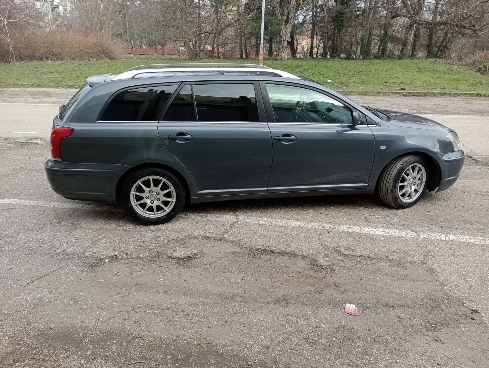 Toyota Avensis D4D, снимка 5 - Автомобили и джипове - 53825870