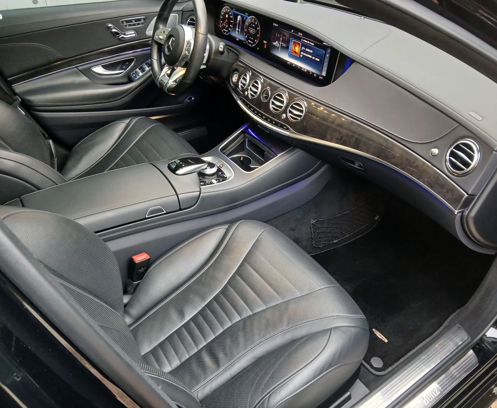 Mercedes-Benz S 560 Mercedes s 560 S63 AMG Optic * L * 4Matic* Pano* T, снимка 10 - Автомобили и джипове - 53955117