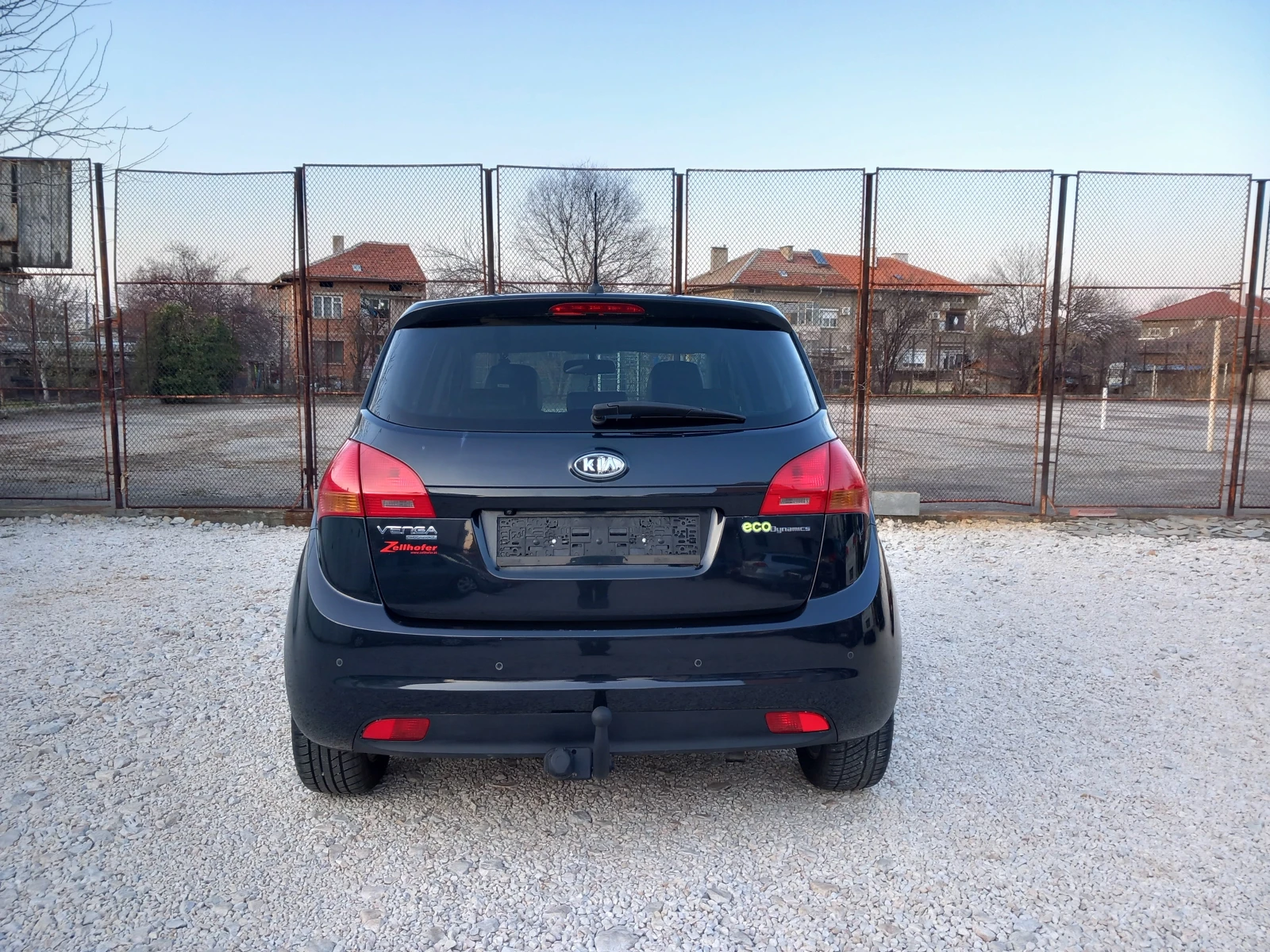 Kia Venga 1.4 CRDI NAVI 6ск, снимка 4 - Автомобили и джипове - 53866511