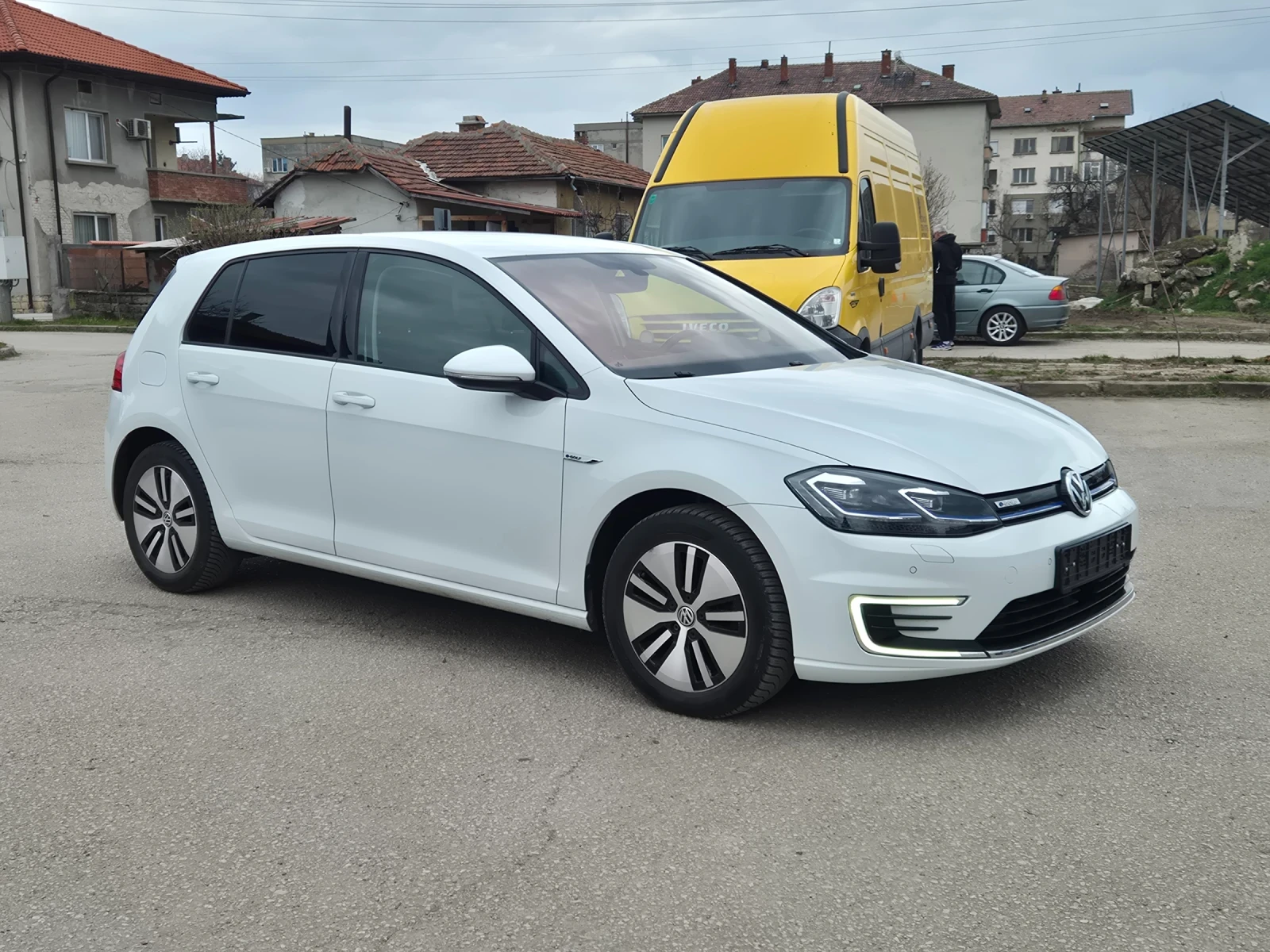 VW Golf Термопомпа , снимка 13 - Автомобили и джипове - 54063331