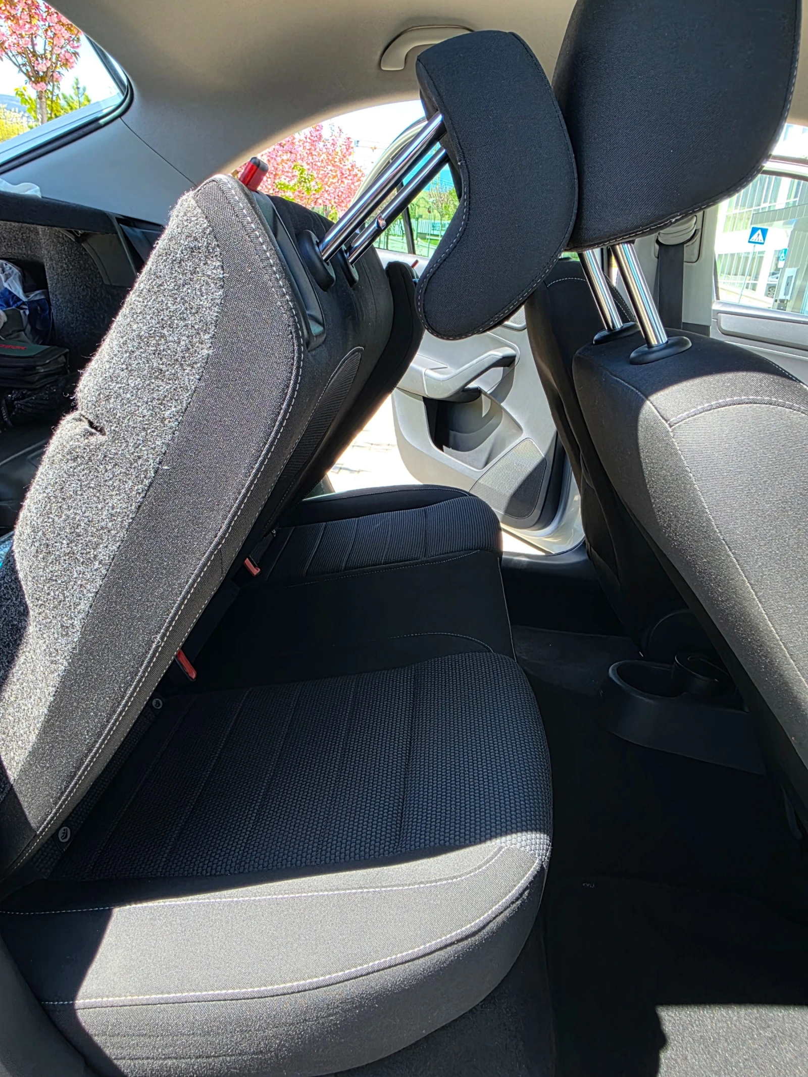 Skoda Rapid TSI, снимка 16 - Автомобили и джипове - 54323782