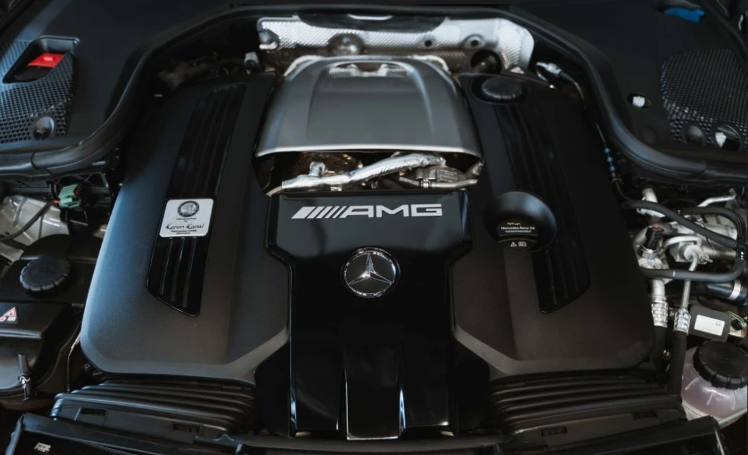 Mercedes-Benz AMG GT 63S E Performance F1 Edition, снимка 5 - Автомобили и джипове - 54542480