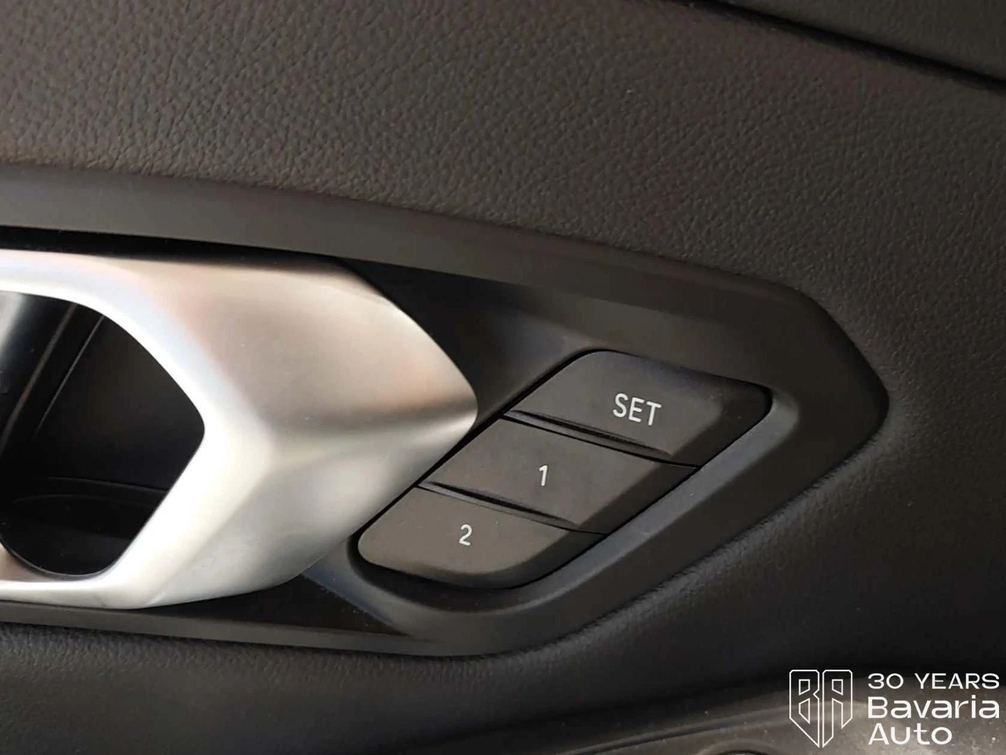 BMW 340 M340i xDrive Touring Sportautomatic, снимка 13 - Автомобили и джипове - 54624330