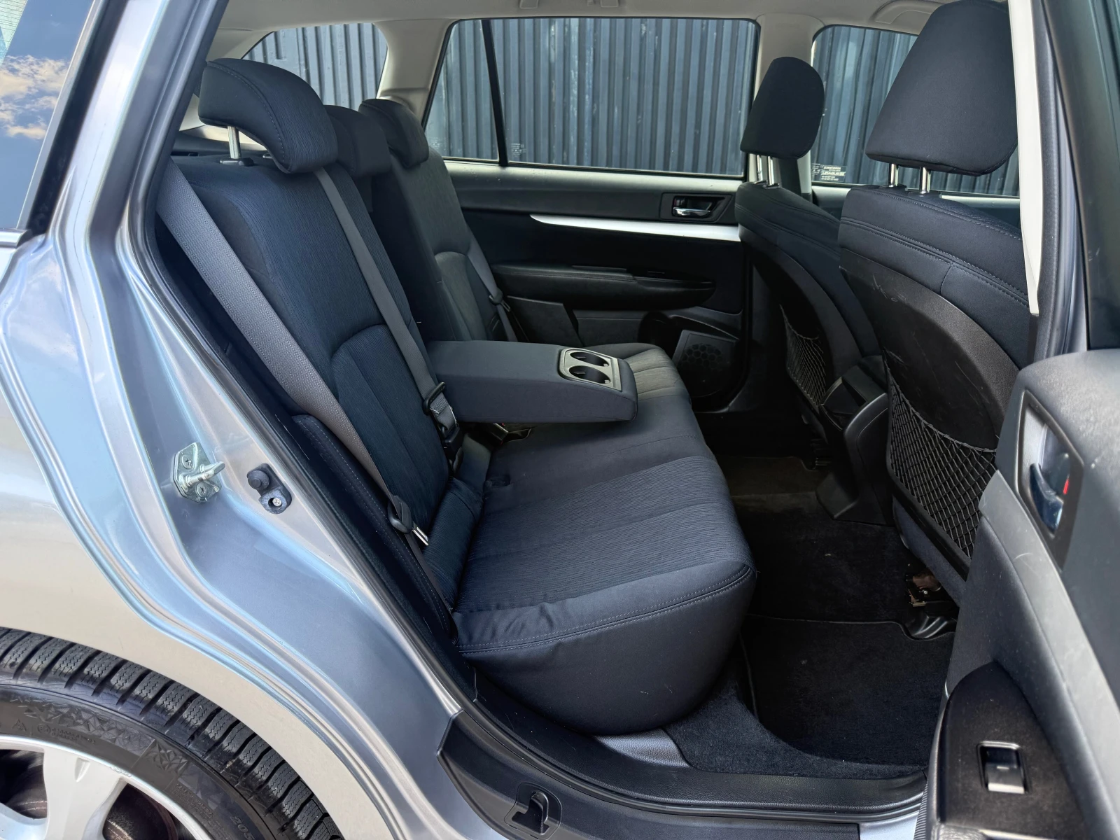 Subaru Legacy 2.0i , снимка 9 - Автомобили и джипове - 54695424