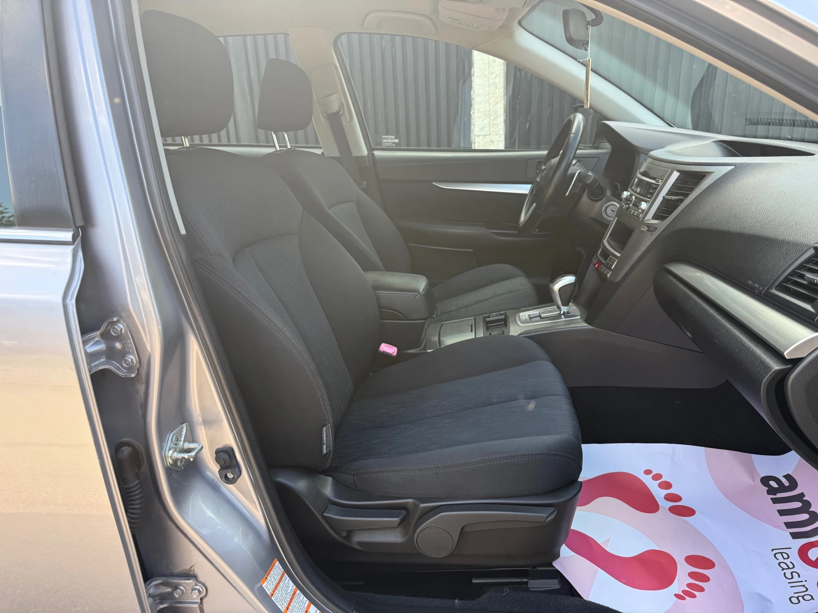 Subaru Legacy 2.0i , снимка 8 - Автомобили и джипове - 54695424