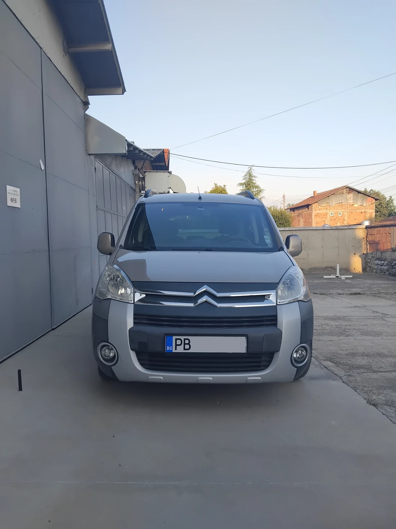 Citroen Berlingo 1, 6- Газ-Бензин XtheaTRe, снимка 2 - Автомобили и джипове - 55179975