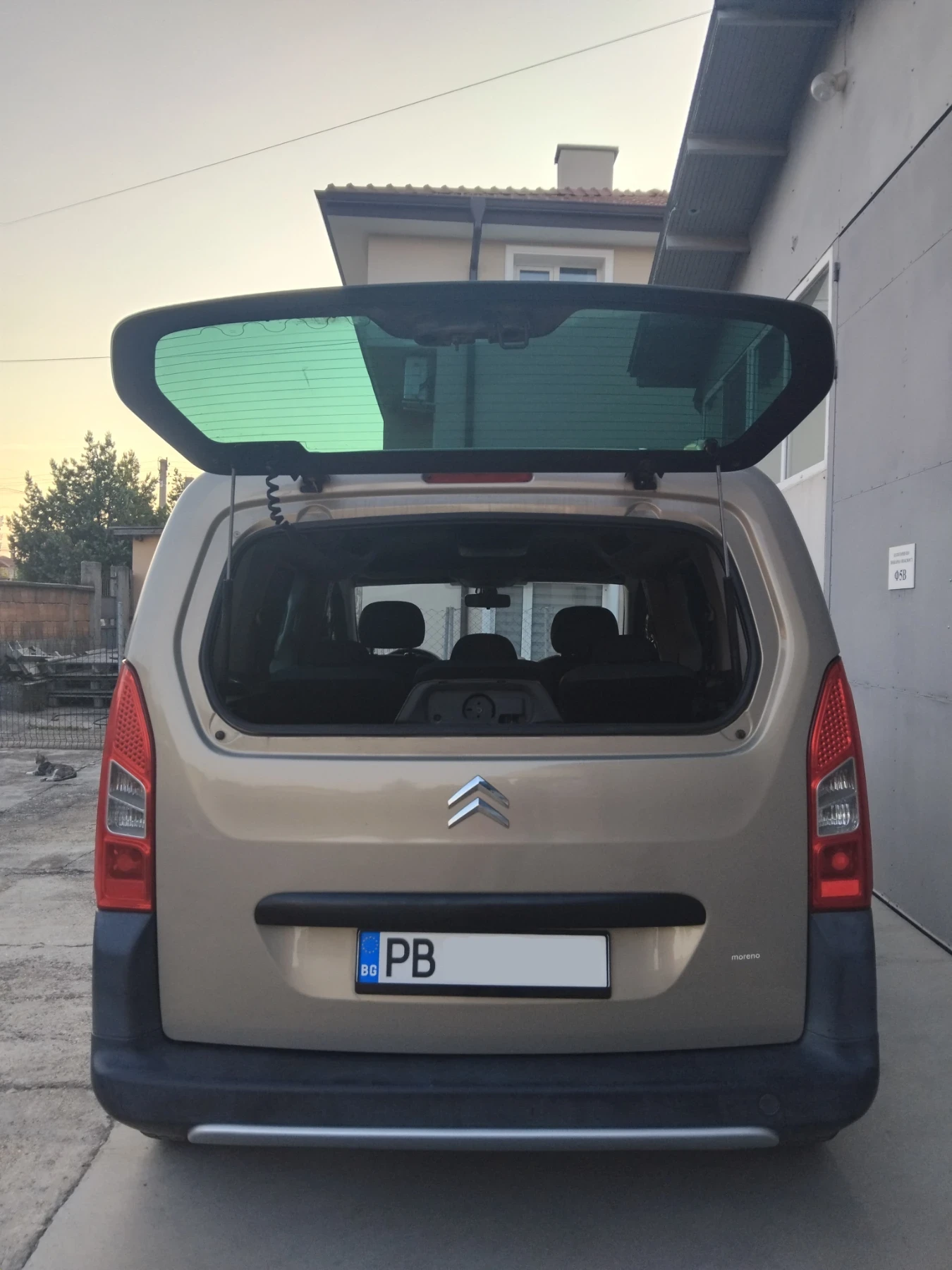 Citroen Berlingo 1, 6- Газ-Бензин XtheaTRe, снимка 7 - Автомобили и джипове - 55179975