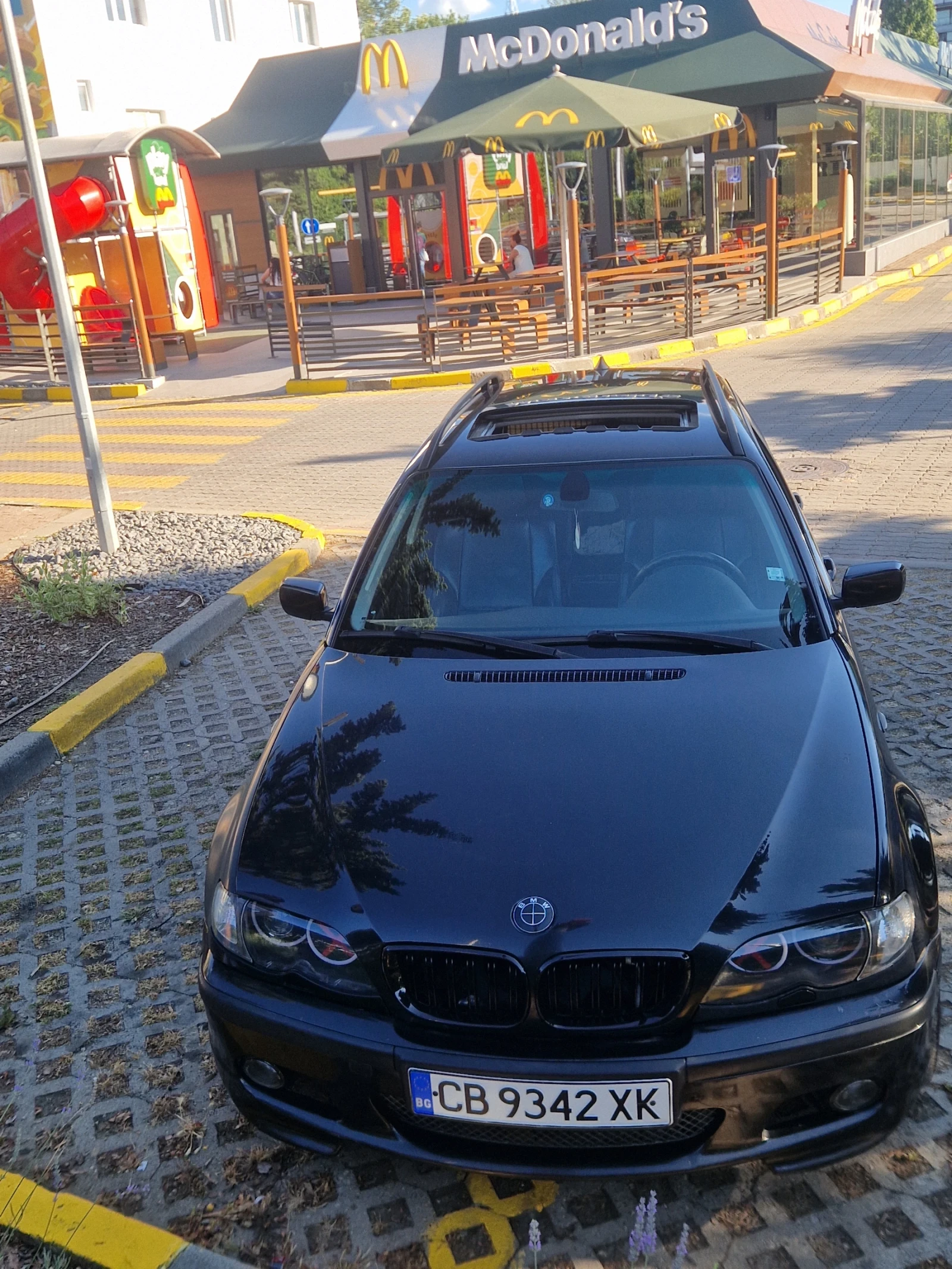 BMW 330, снимка 2 - Автомобили и джипове - 55246132