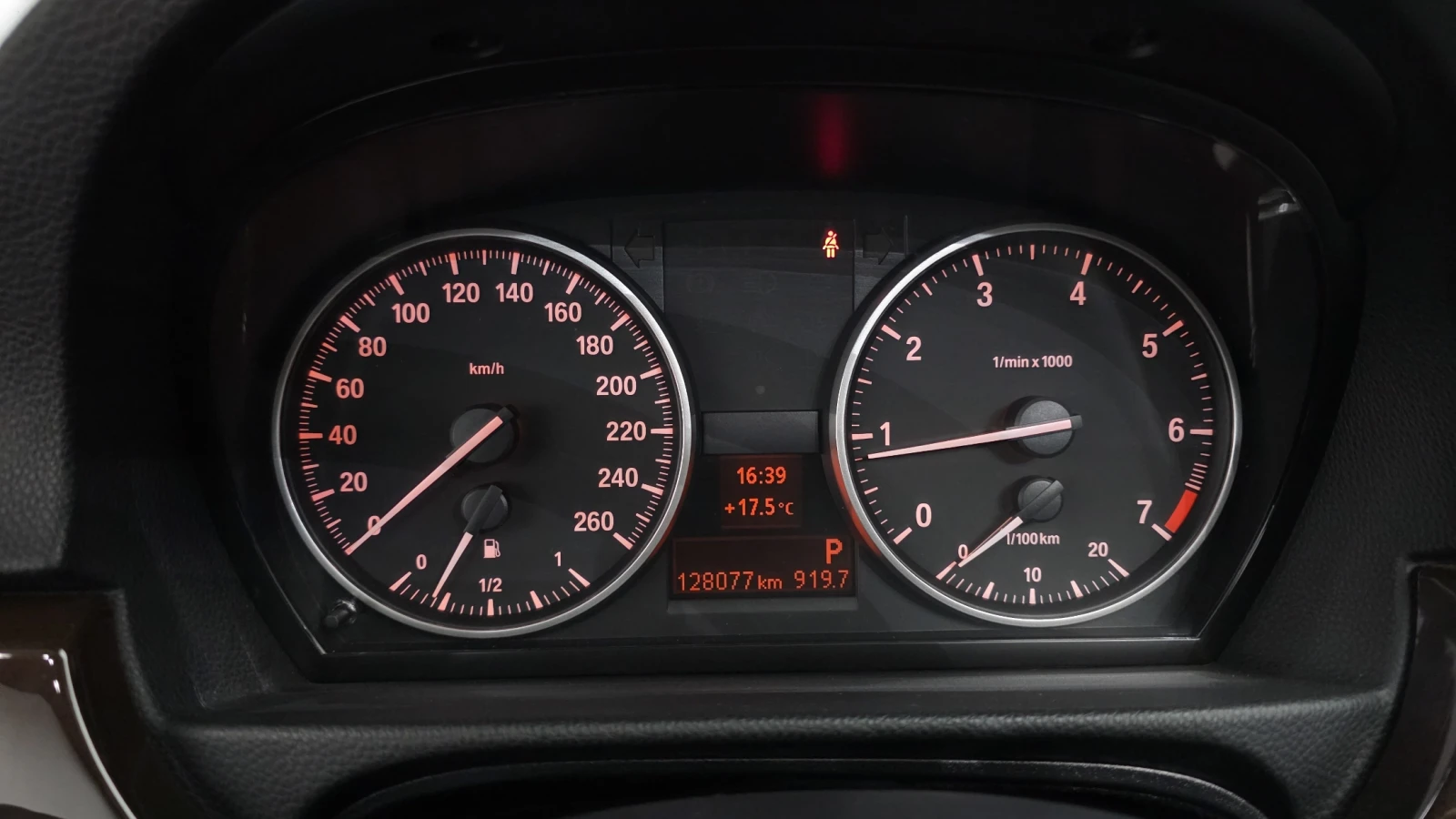 BMW 320 ЛЮК* КРАЙНА ЦЕНА, снимка 8 - Автомобили и джипове - 55496057