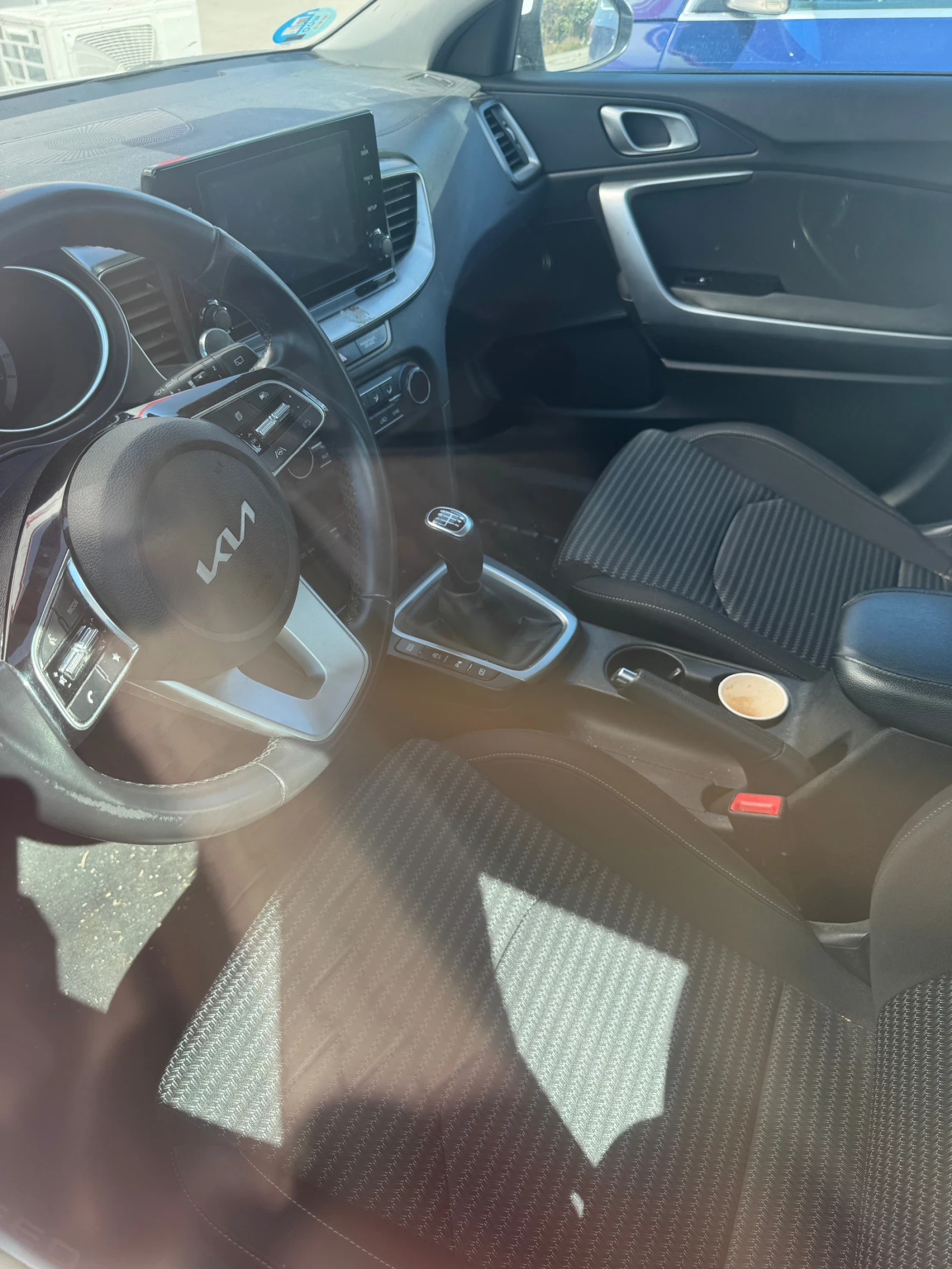 Kia Ceed 1.6 D Mild hybrid , снимка 3 - Автомобили и джипове - 55772596