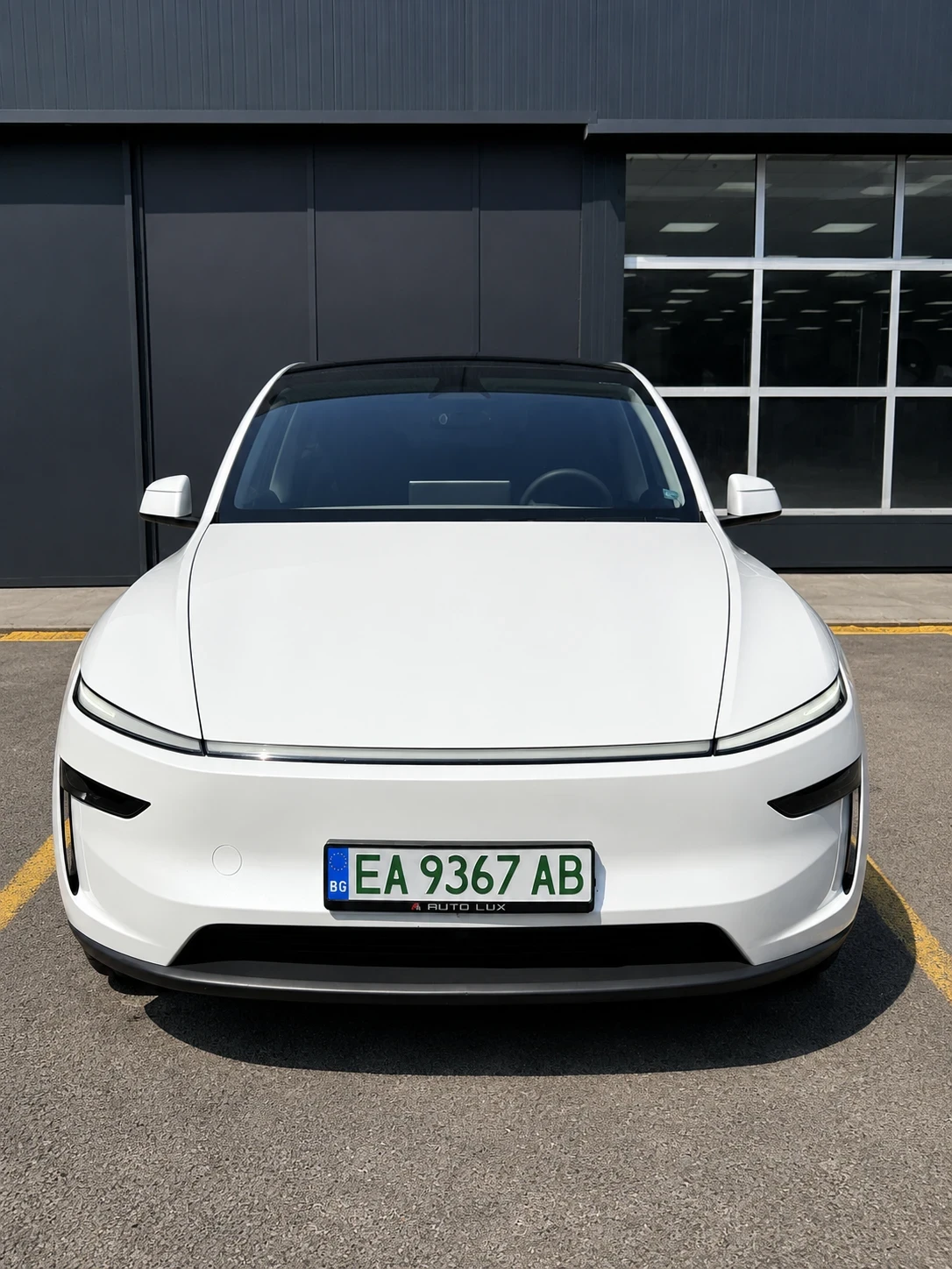 Tesla Model Y Premium* Awd* Long Range* Juniper