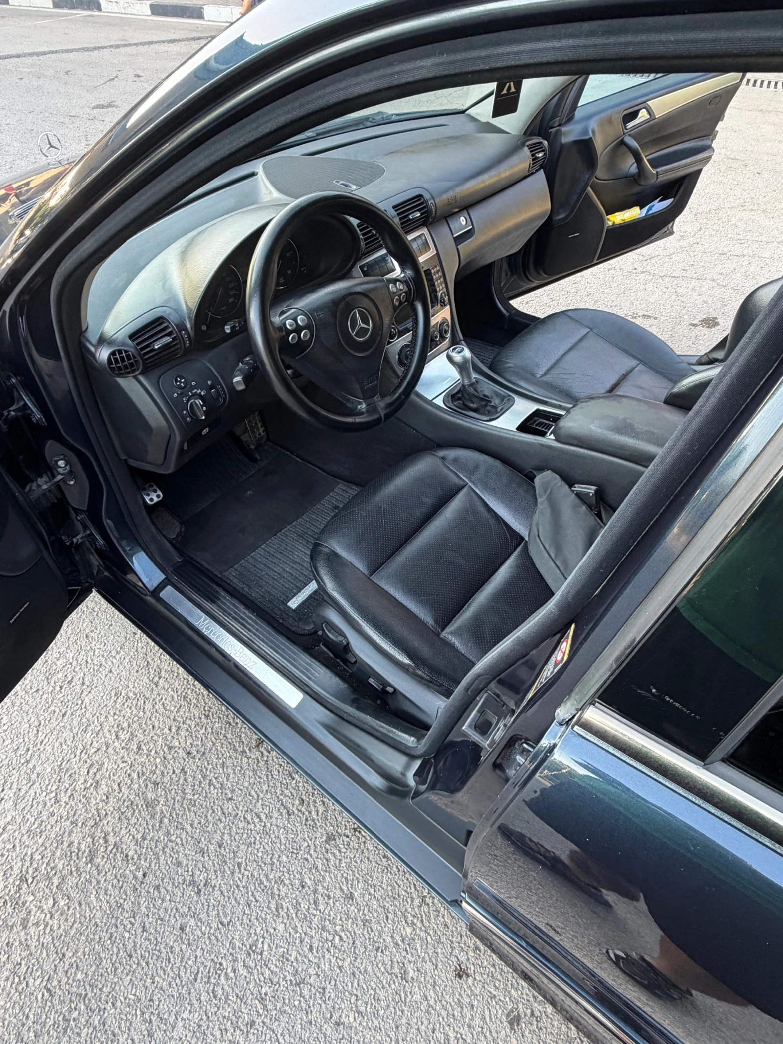 Mercedes-Benz C 220, снимка 12 - Автомобили и джипове - 55905488