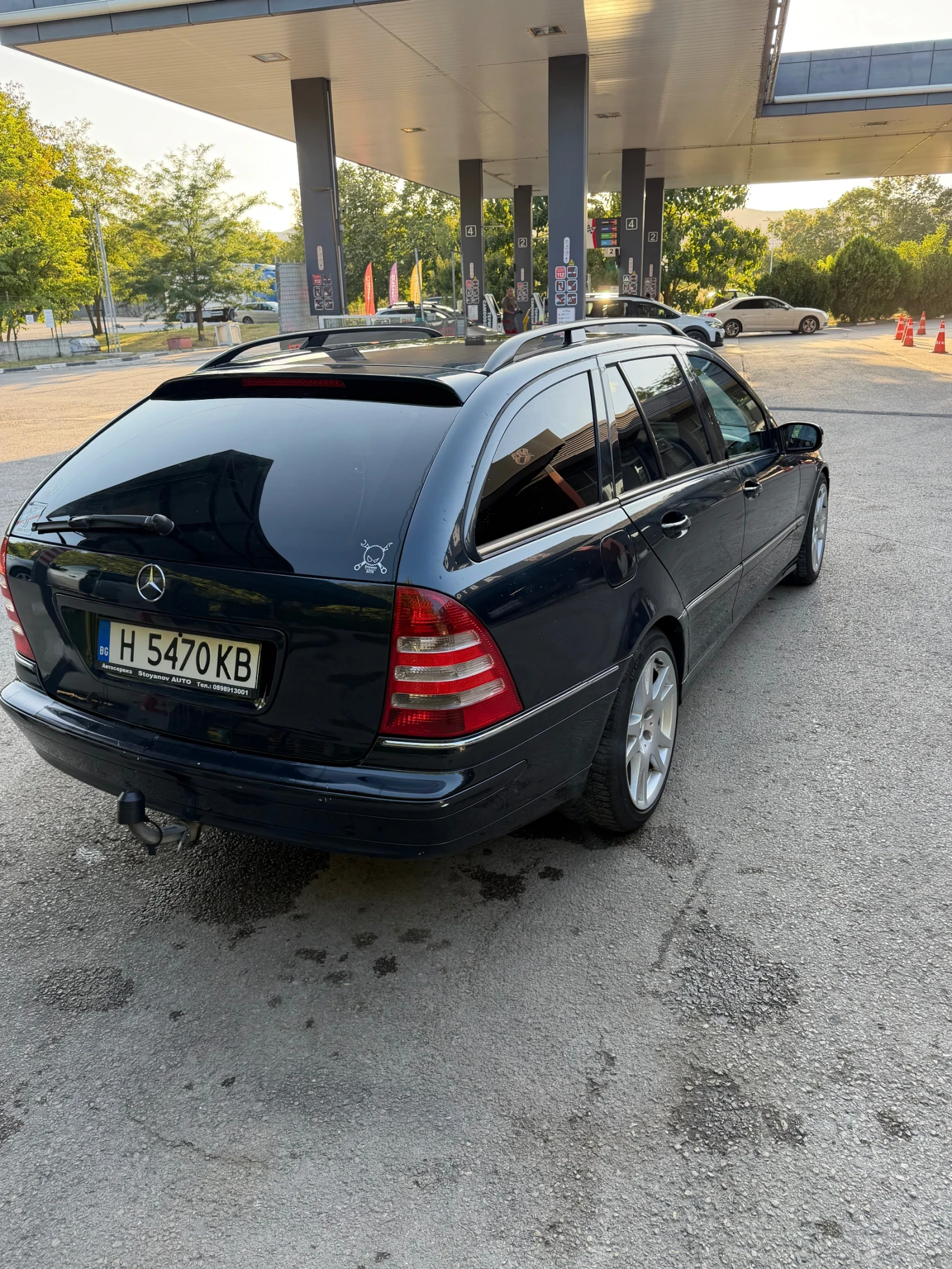 Mercedes-Benz C 220, снимка 3 - Автомобили и джипове - 55905488