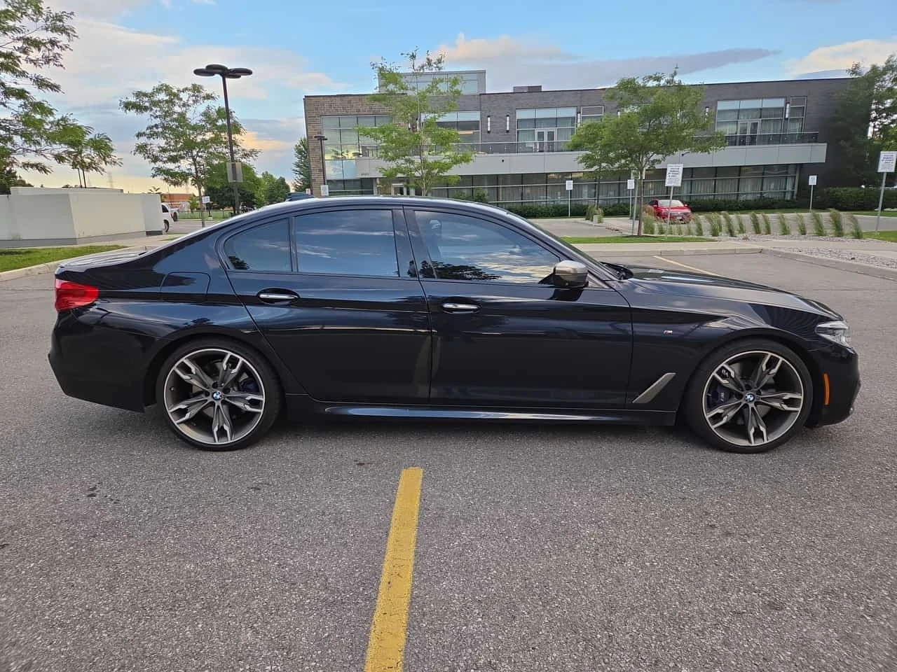 BMW 550 M550i xDrive * ���������� ��� ������������ ������* | Mobile.bg � ����������� 3