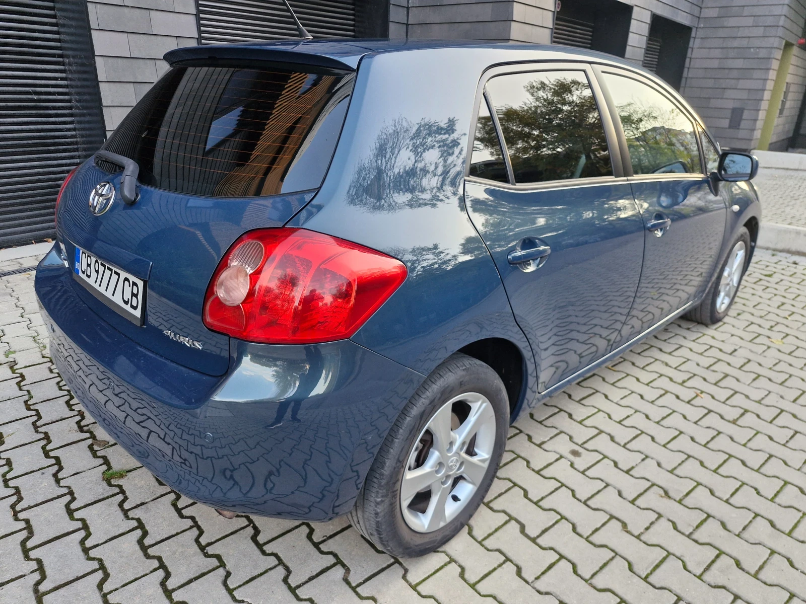 Toyota Auris 1.6VVTi, снимка 5 - Автомобили и джипове - 56648058