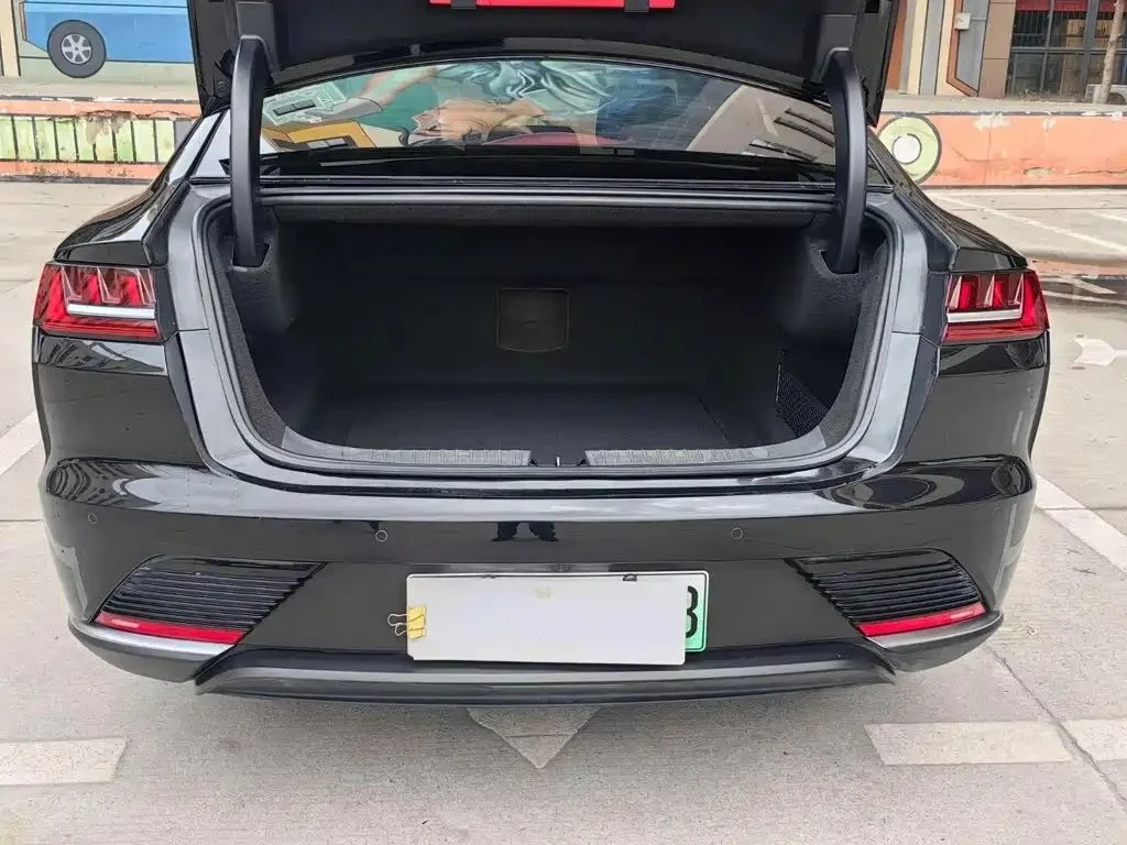 BYD HAN, снимка 8 - Автомобили и джипове - 56686315