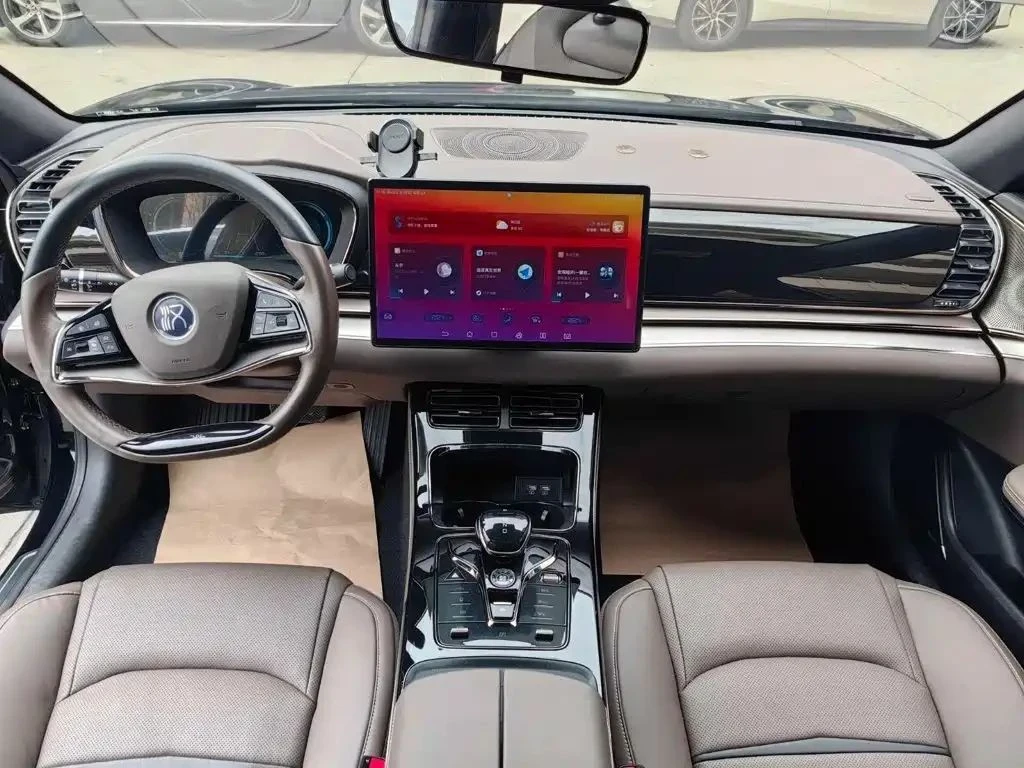 BYD HAN, снимка 11 - Автомобили и джипове - 56686315