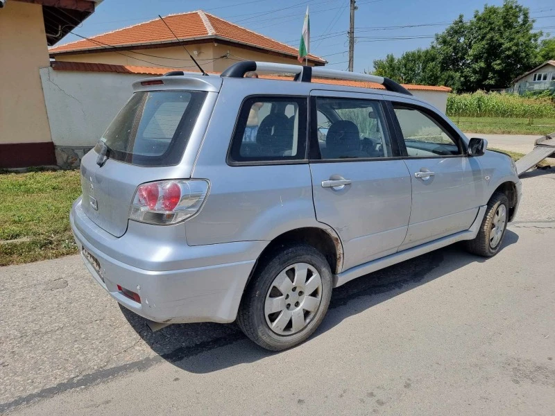 Mitsubishi Outlander 2.0 16V/Релси, снимка 5 - Автомобили и джипове - 41541395