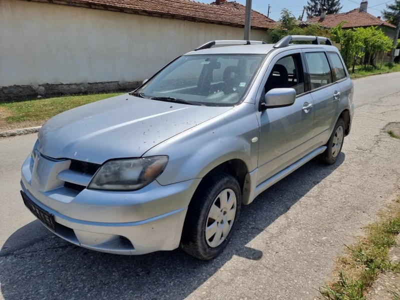 Mitsubishi Outlander 2.0 16V/Релси, снимка 4 - Автомобили и джипове - 41541395