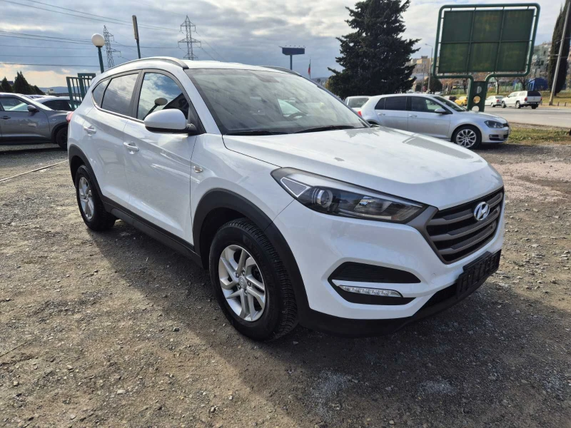 Hyundai Tucson 1.7CRDI, снимка 7 - Автомобили и джипове - 47989666