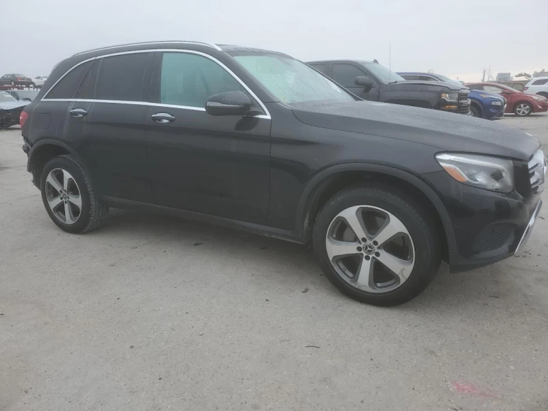 Mercedes-Benz GLC 300, снимка 4 - Автомобили и джипове - 48467902