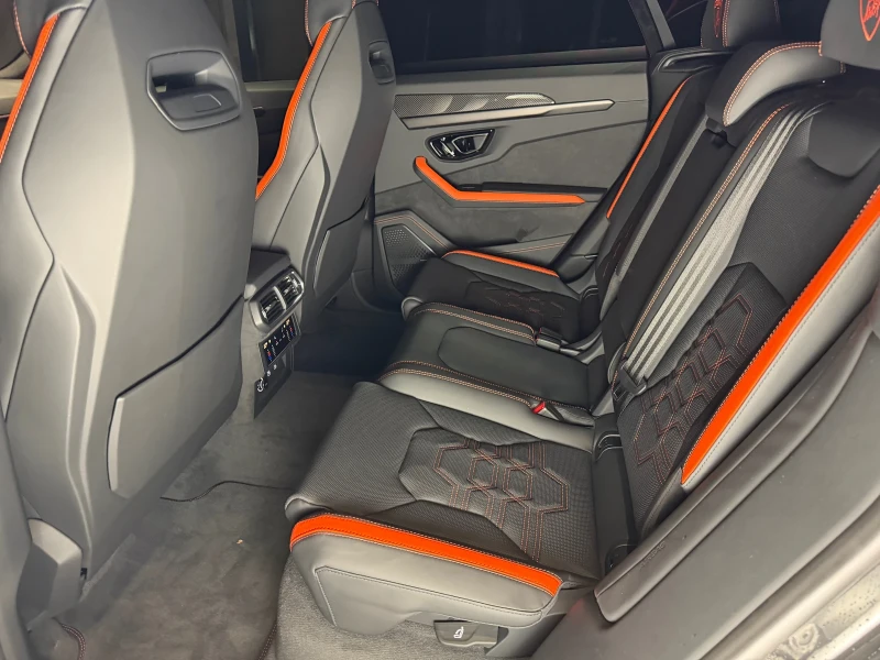 Lamborghini Urus SE Наличен, снимка 14 - Автомобили и джипове - 52849163