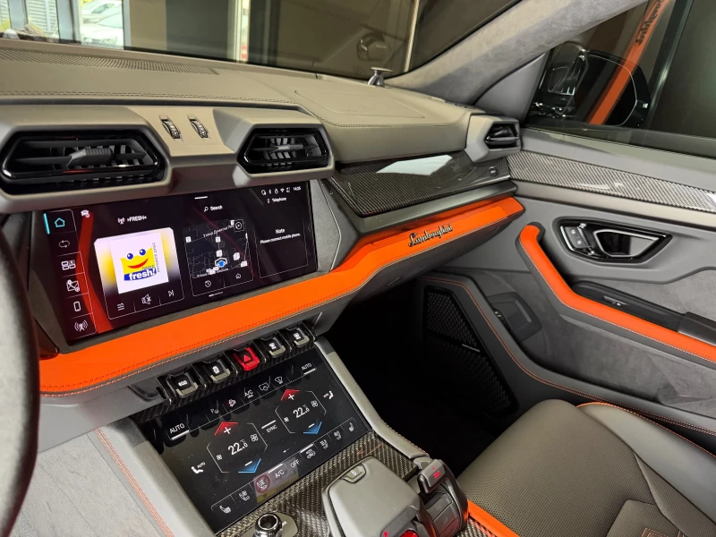 Lamborghini Urus SE Наличен, снимка 7 - Автомобили и джипове - 52849163