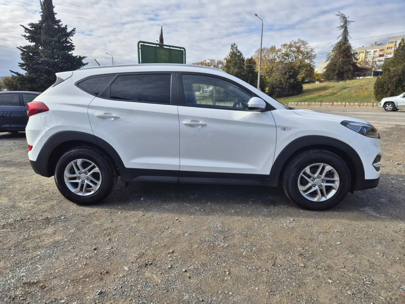 Hyundai Tucson 1.7CRDI - изображение 6