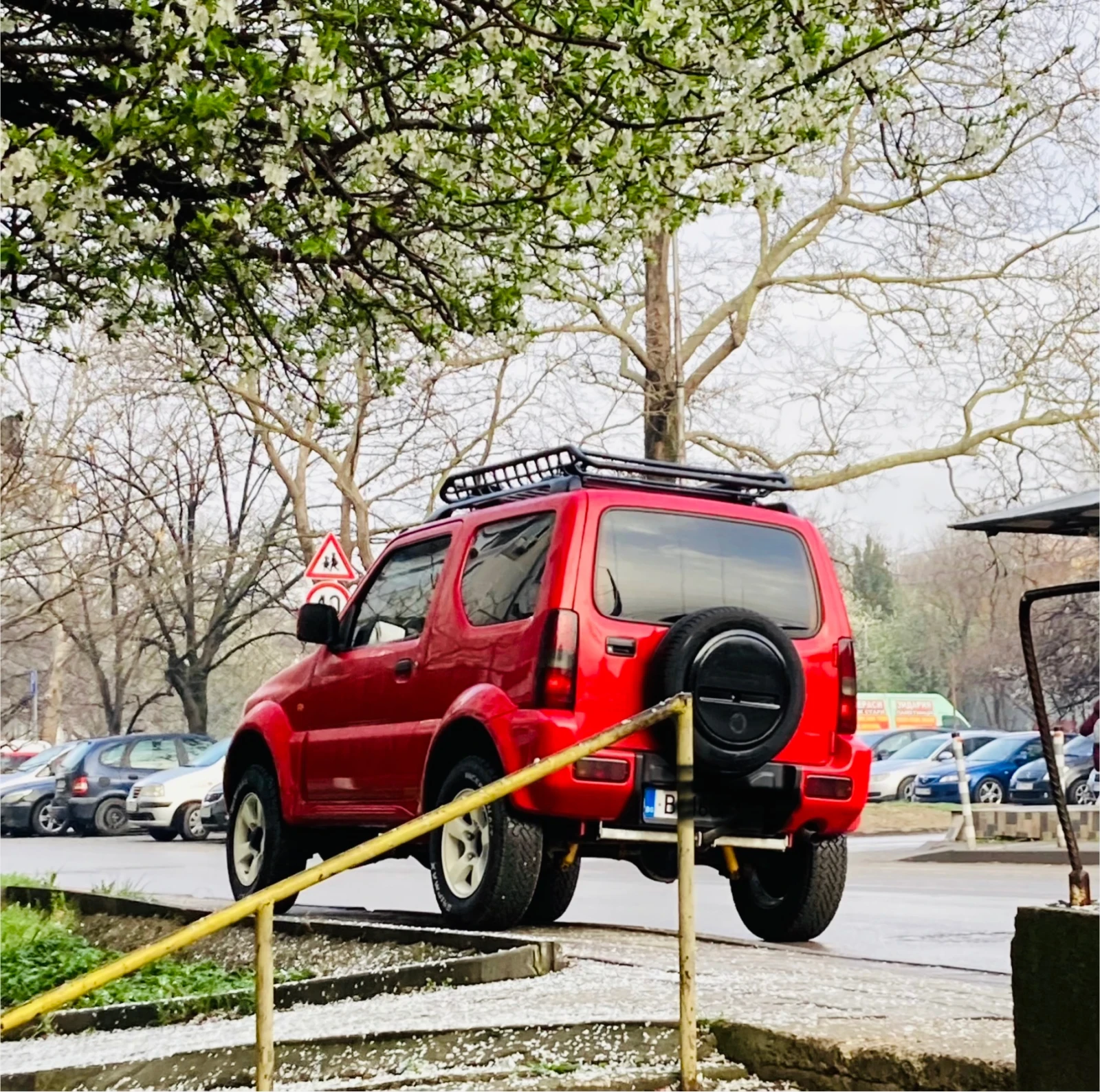 Suzuki Jimny 1.3 - изображение 3