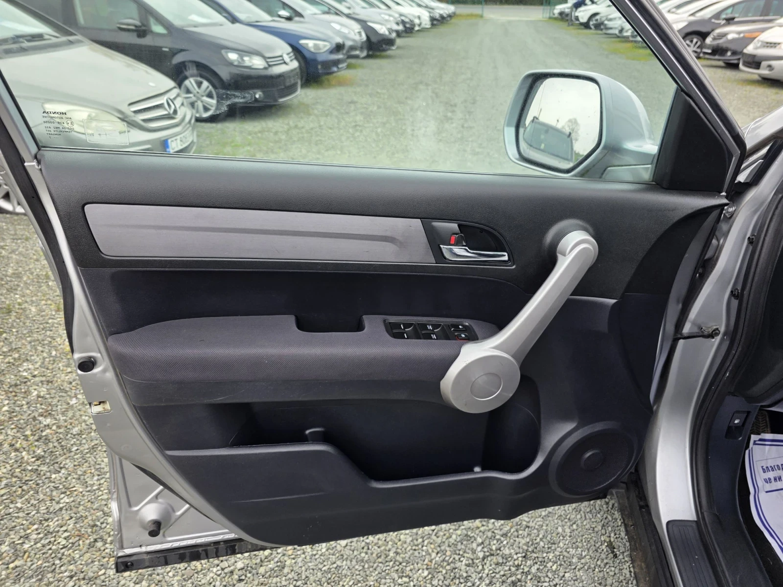 Honda Cr-v 2.0 бенз 193000 сервизна история , снимка 11 - Автомобили и джипове - 53801551