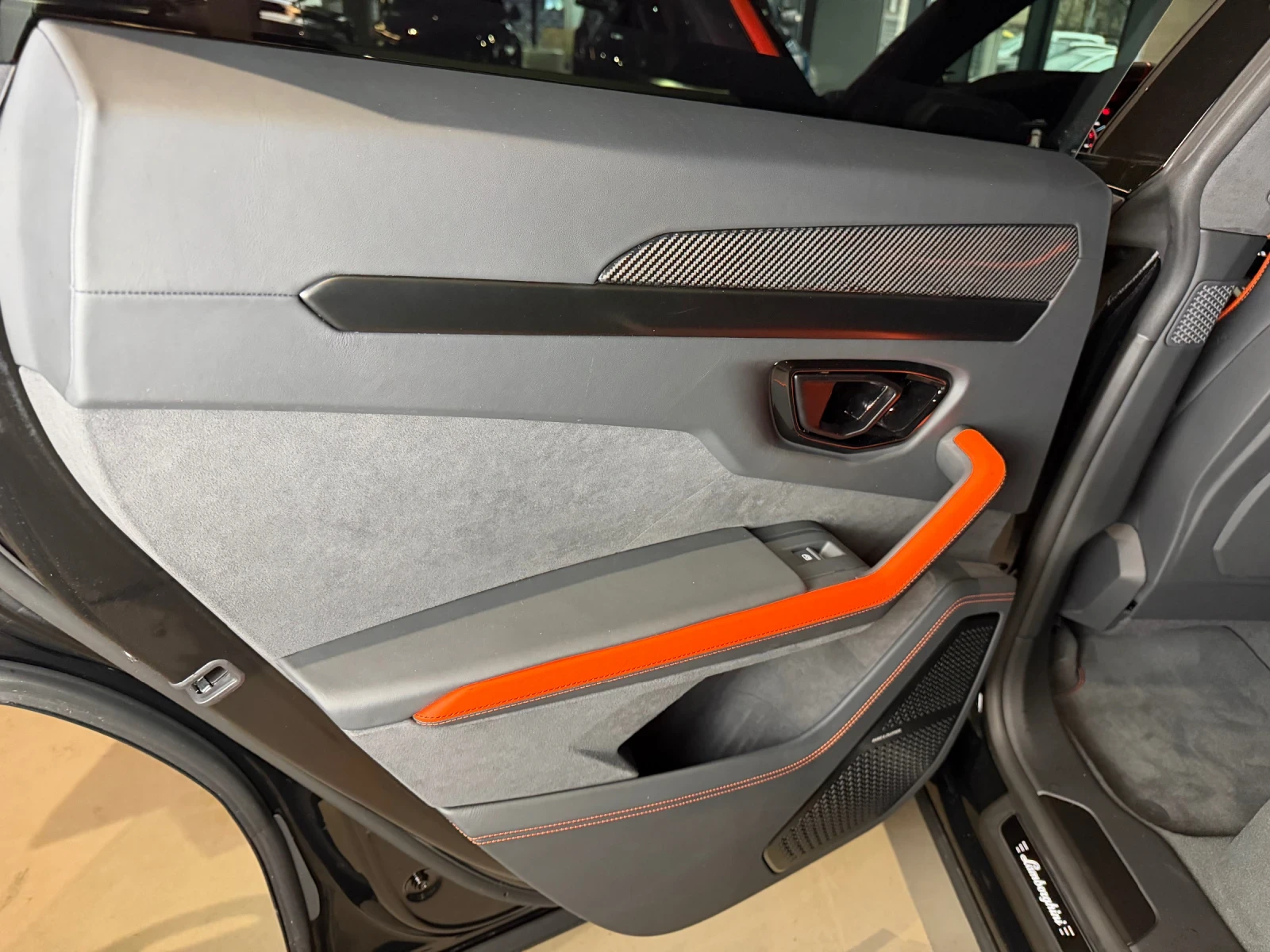 Lamborghini Urus SE ������� | Mobile.bg � ����������� 11