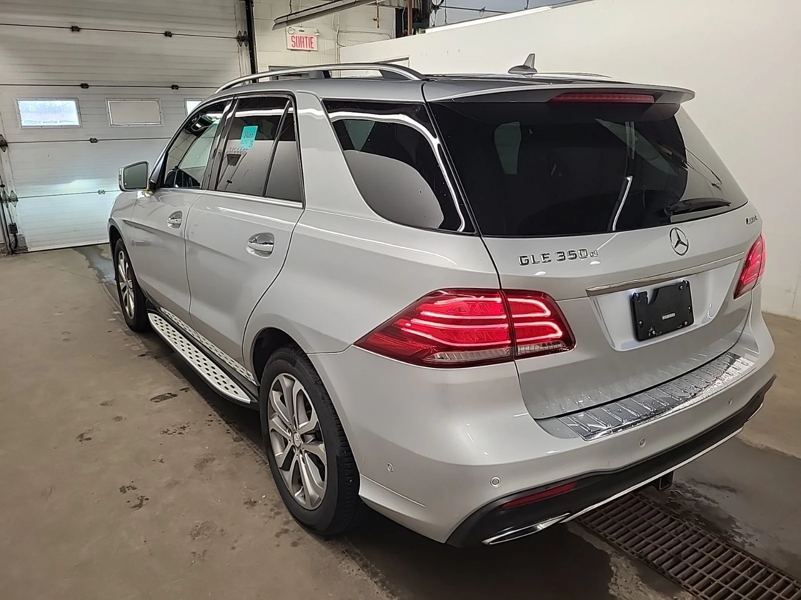 Mercedes-Benz GLE 350 D С РЕГИСТРАЦИЯ & АВТО КРЕДИТ - изображение 6