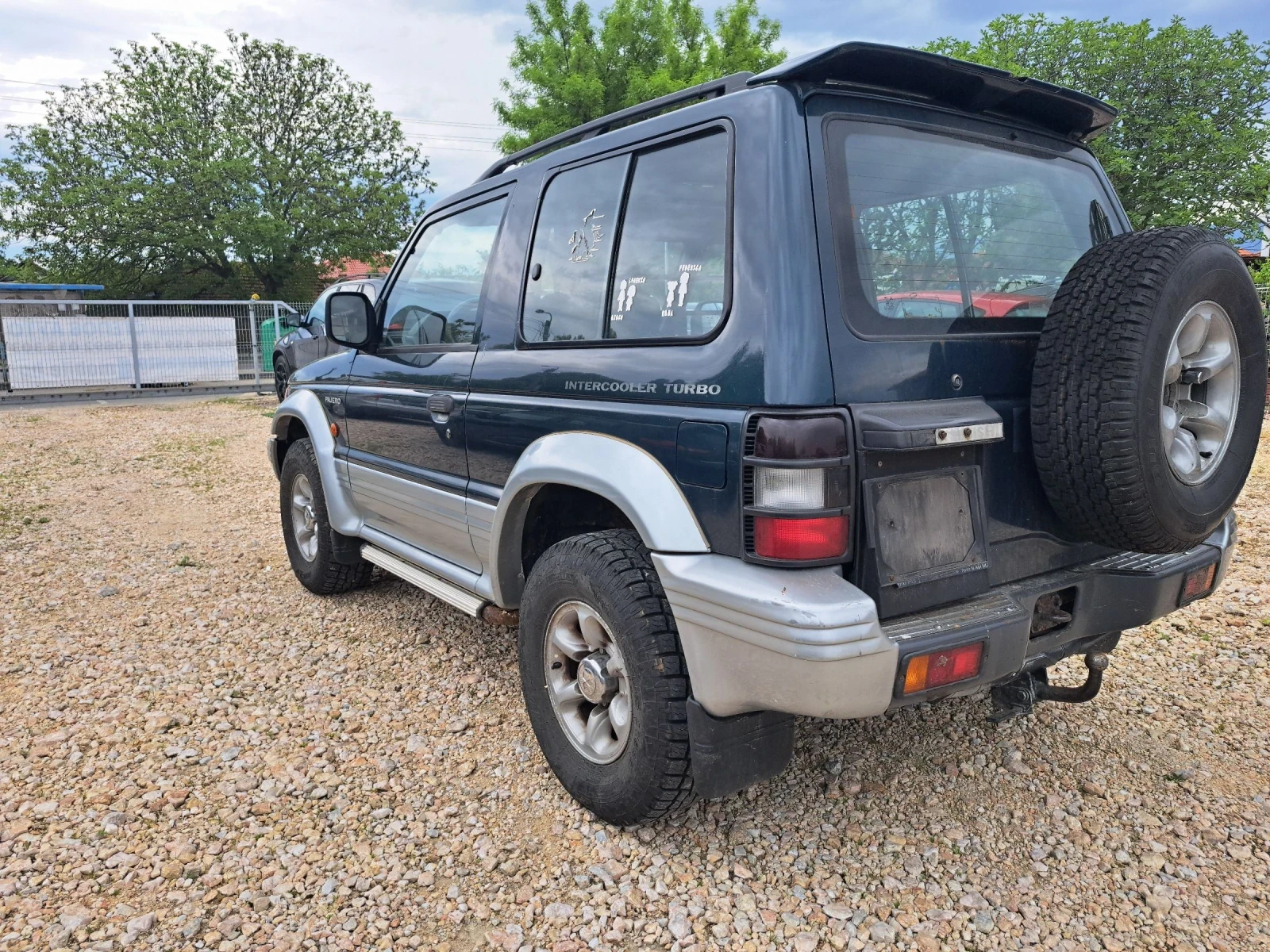 Mitsubishi Pajero 2.5/101 кс, снимка 6 - Автомобили и джипове - 54457844