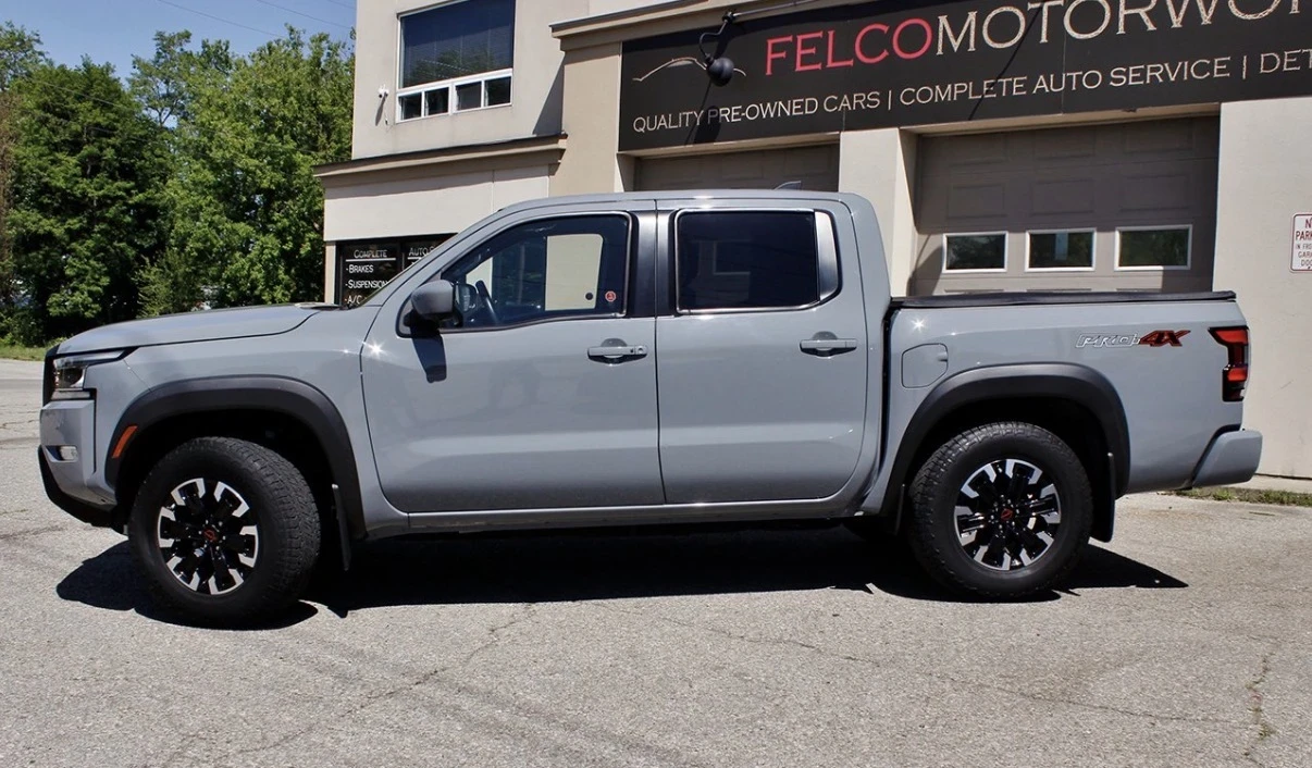 Nissan Frontier PRO-4X 4X4 * 360 КАМЕРА * CARPLAY * TOW PACK * , снимка 2 - Автомобили и джипове - 54837571