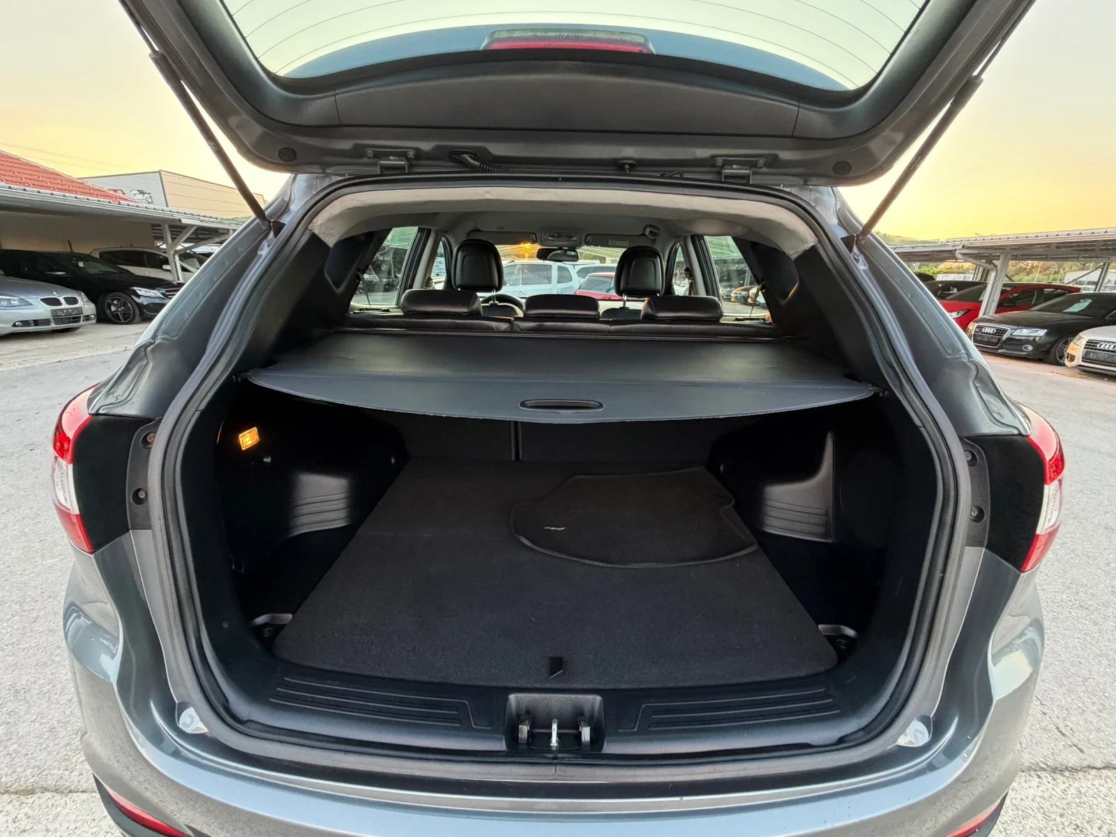 Hyundai IX35 1.7CRDI ИТАЛИЯ, снимка 9 - Автомобили и джипове - 55732431