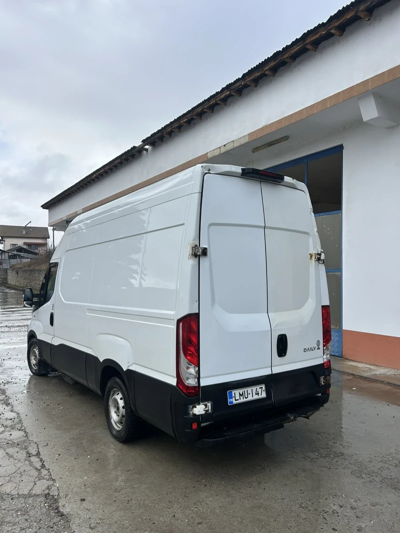 Iveco Daily 3.0 Метан/Бензин, снимка 5 - Бусове и автобуси - 53445776