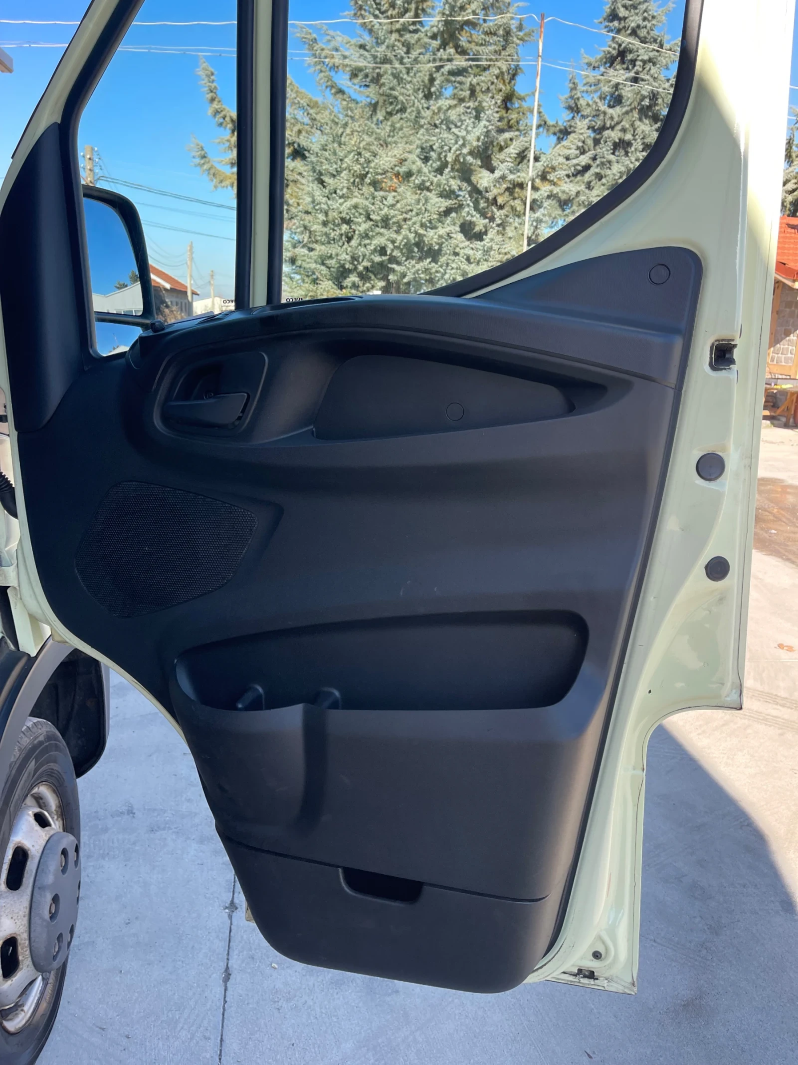 Iveco 35c17 35C17 - изображение 10