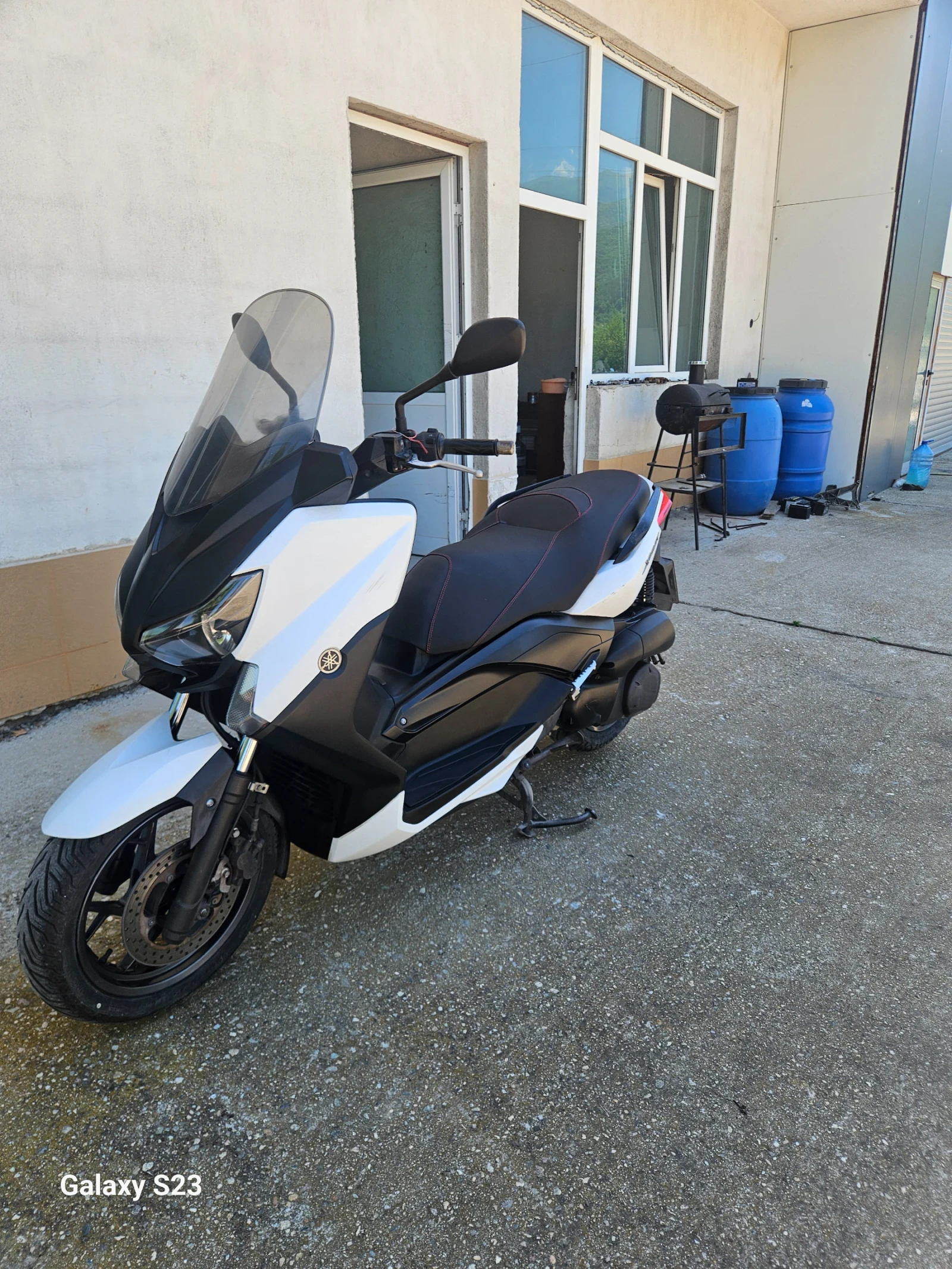 Yamaha X-max 2016 godina, снимка 3 - Мотоциклети и мототехника - 55079403