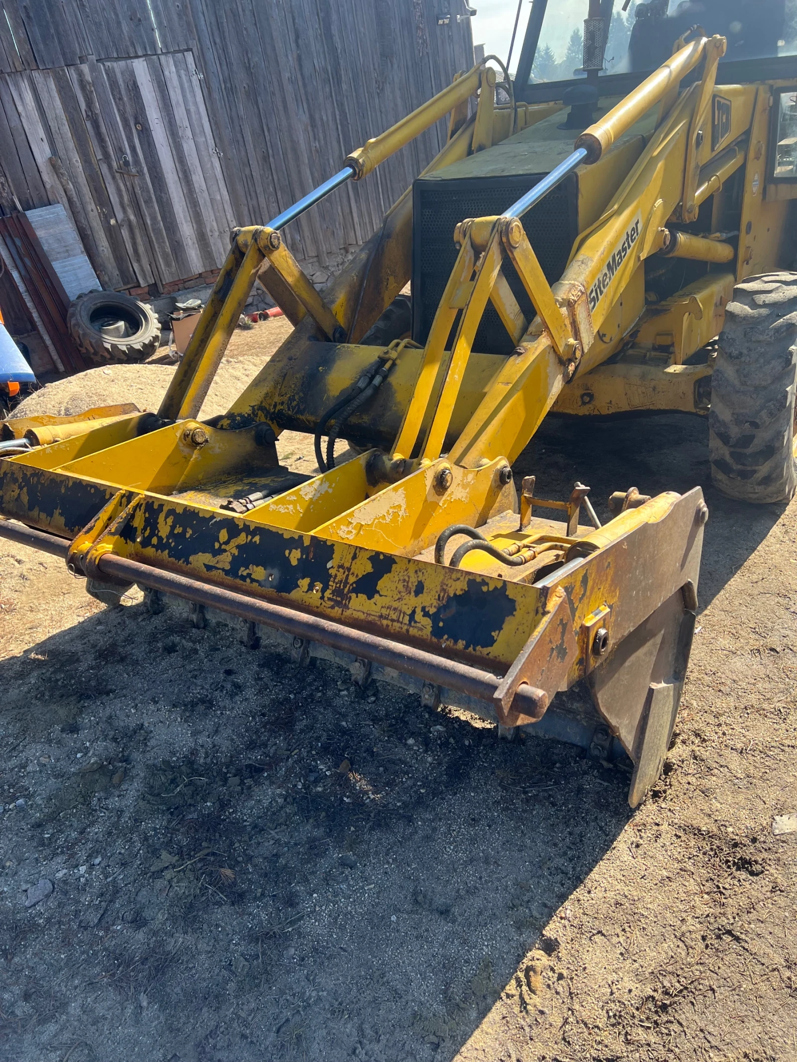 Багер JCB 3CX - изображение 2