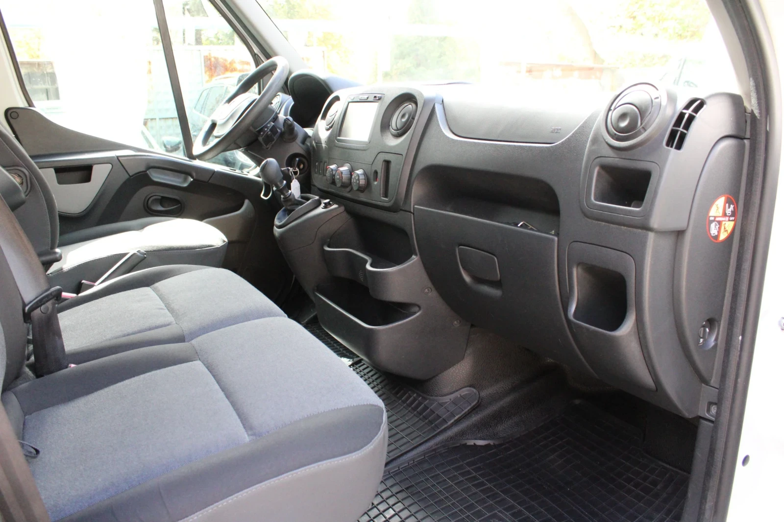 Автовишка Друга марка RENAULT MASTER / KLUBB 12 МЕТРА, снимка 9 - Индустриална техника - 56185522