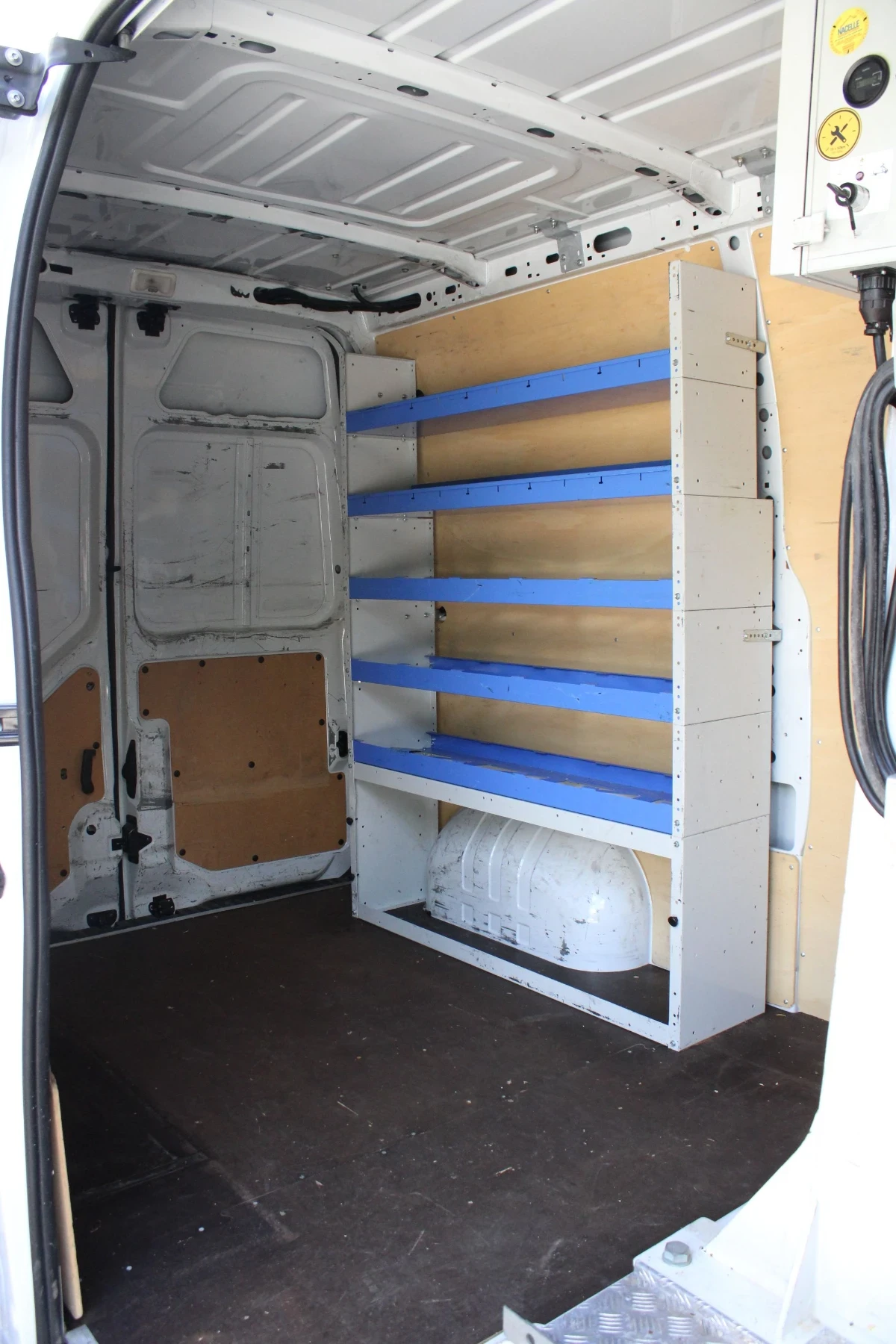 Автовишка Друга марка RENAULT MASTER / KLUBB 12 МЕТРА, снимка 13 - Индустриална техника - 56185522