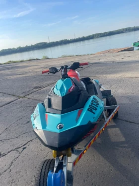 Джет Bombardier Sea Doo Spark Trixx, снимка 4