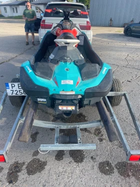Джет Bombardier Sea Doo Spark Trixx, снимка 8