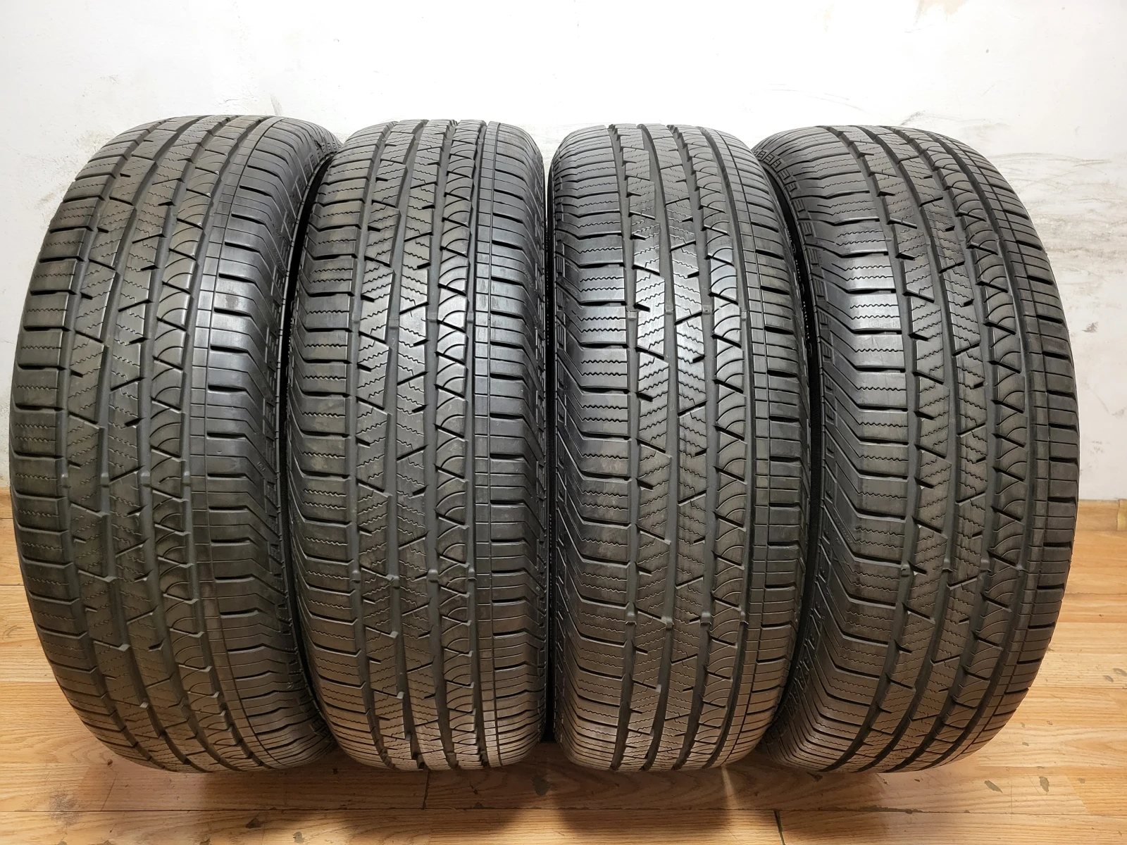 Гуми Всесезонни 225/65R17