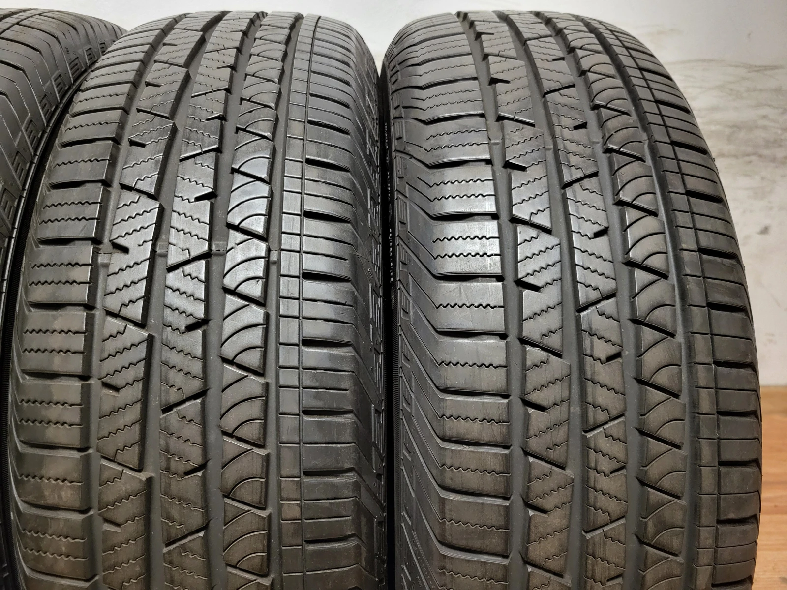 Гуми Всесезонни 225/65R17, снимка 3 - Гуми и джанти - 56248210