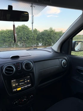 Dacia Lodgy Stepway 1.2 tce, снимка 8